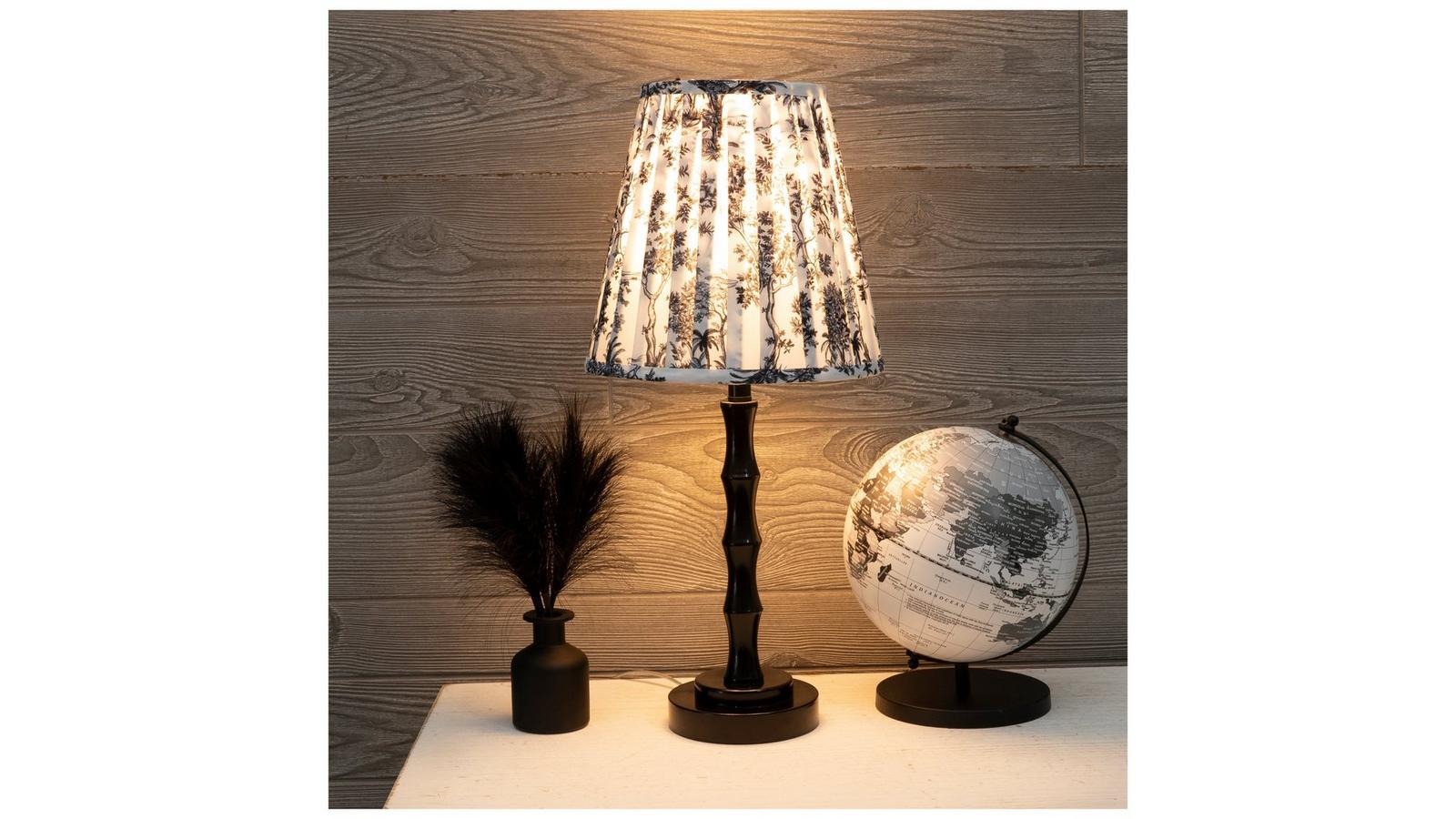 コルネット jerome thibouville lamy Black & White Chinoiserie Metal Lamp | Hobby Lobby | 2544203