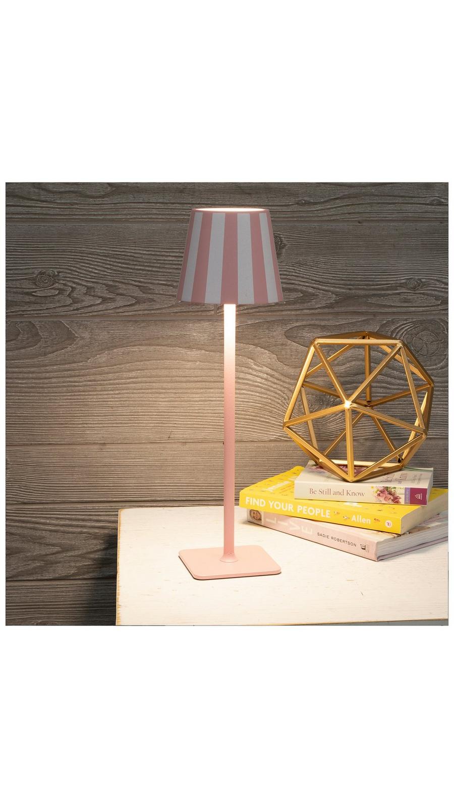 Does Hobby Lobby Have Lamp Shades: Ultimate Guide to Stylish Finds