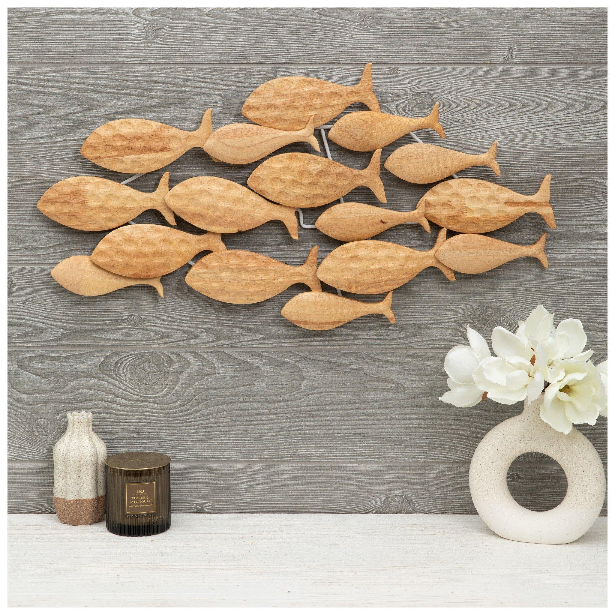 rip caswell ブロンズ　置物　オブジェ　MADE IN USA 魚 Beige School Of Fish Wood Wall Decor | Hobby Lobby | 2681450