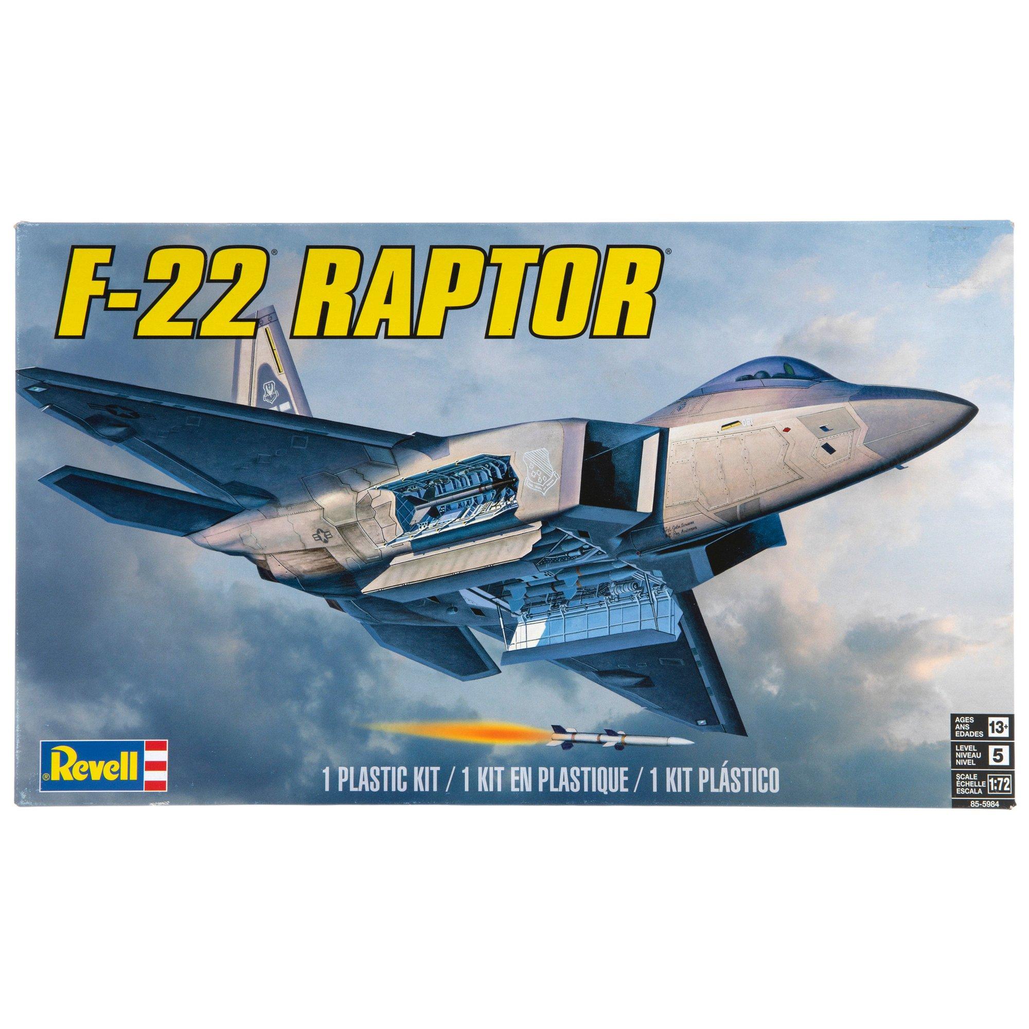 A cool guide to the size difference between Lockheed Martin F-22 Raptor  (blue) and F-35 Lightning II. : r/coolguides, image size:2000x2000