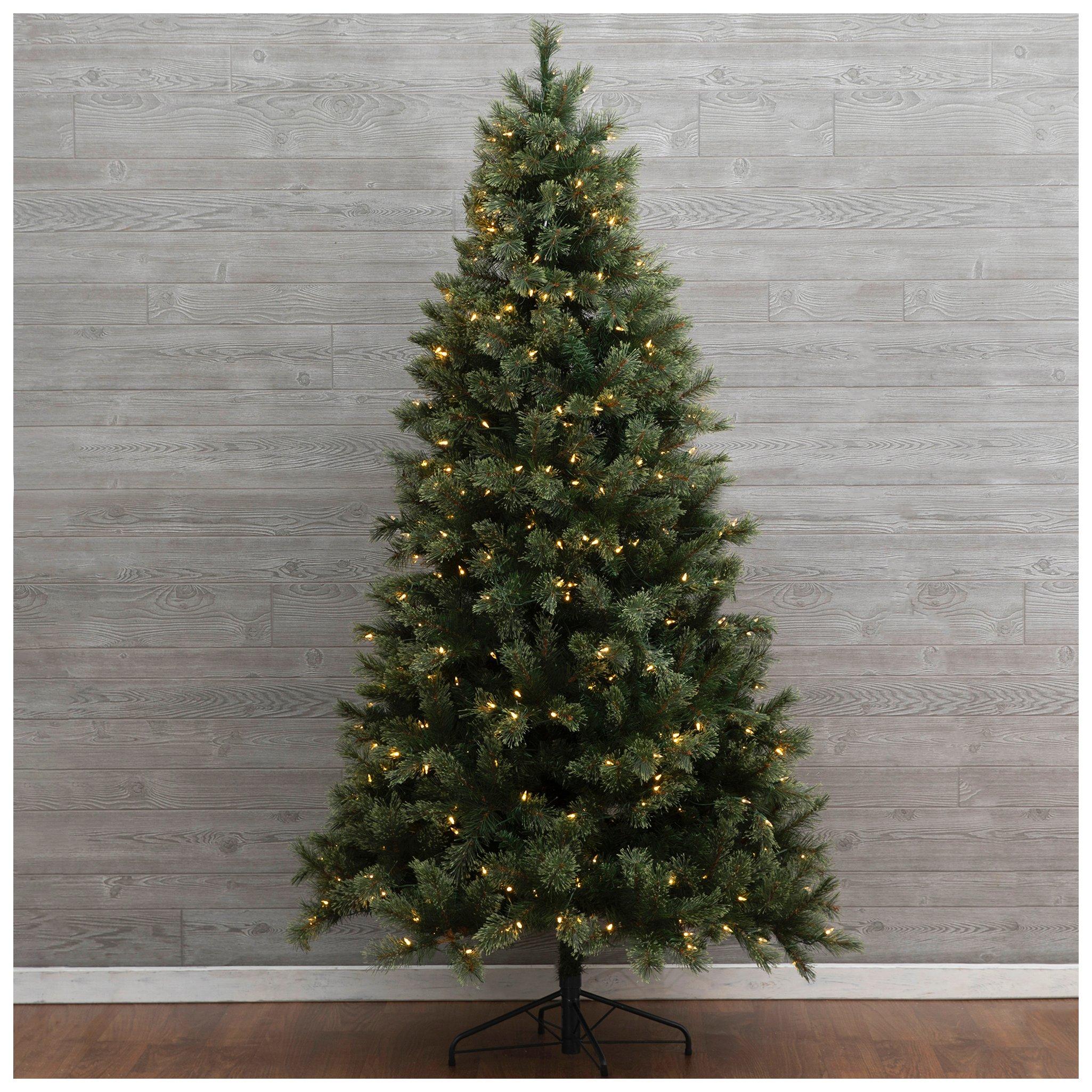 Sierra Cashmere Pine Pre-Lit Christmas Tree