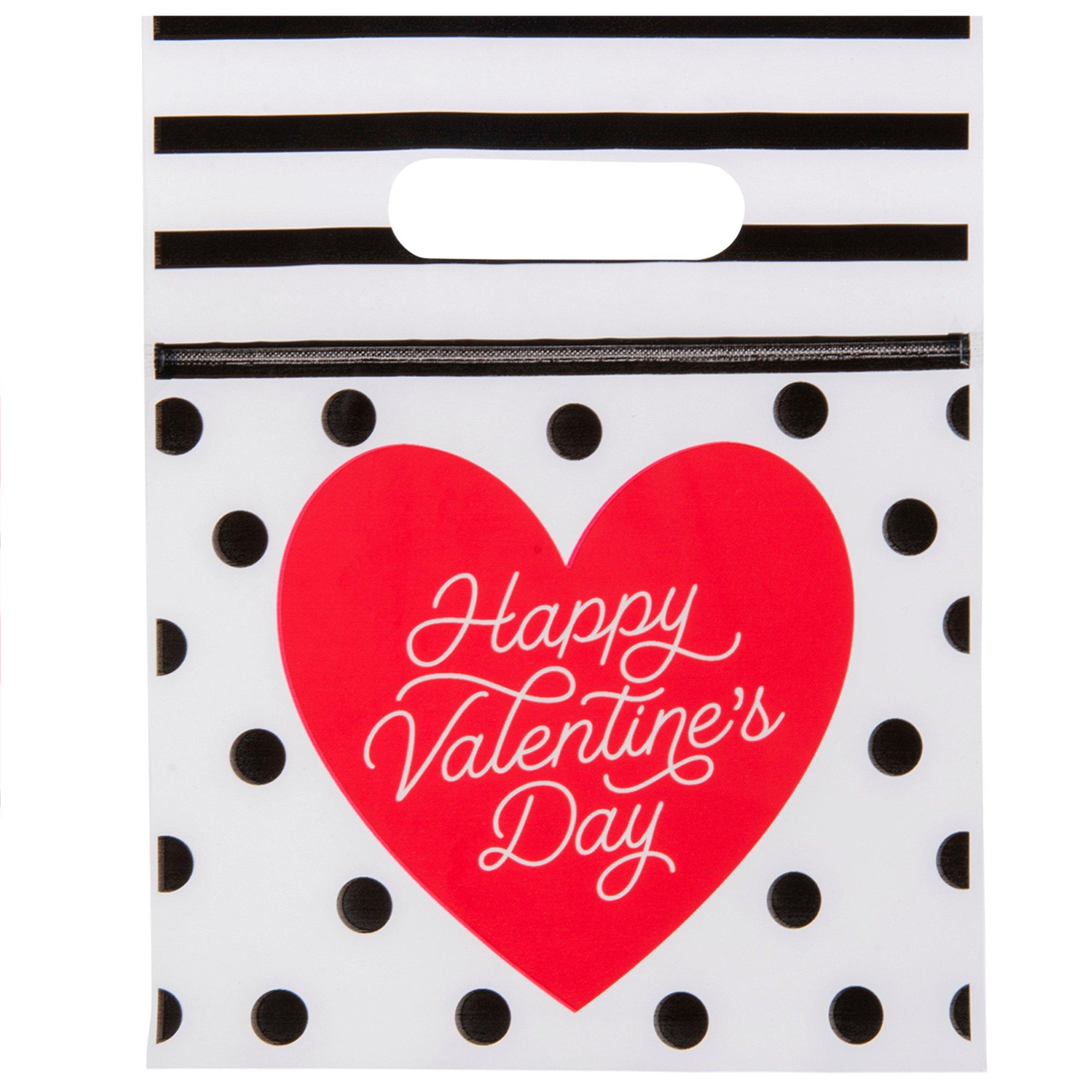 Scandinavian Paper Hearts – Valentine's Day Treat Bags - Life at Cloverhill