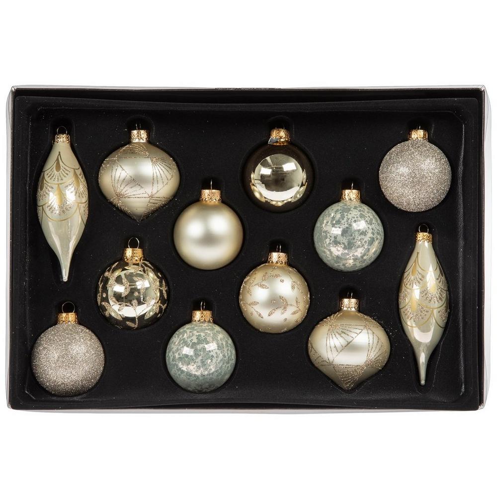 Gold Ornate Ornament Set