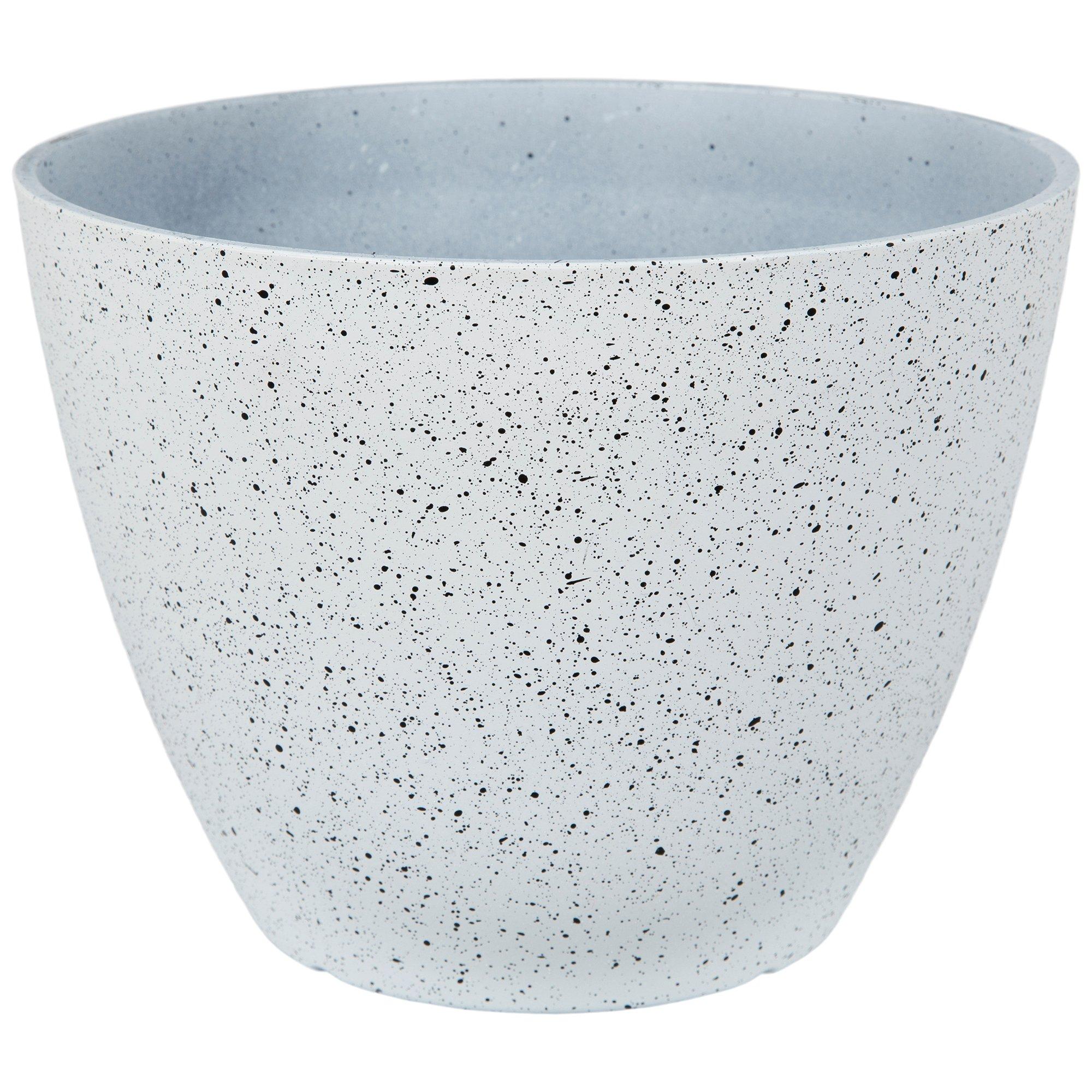 Flower Pot With Plug