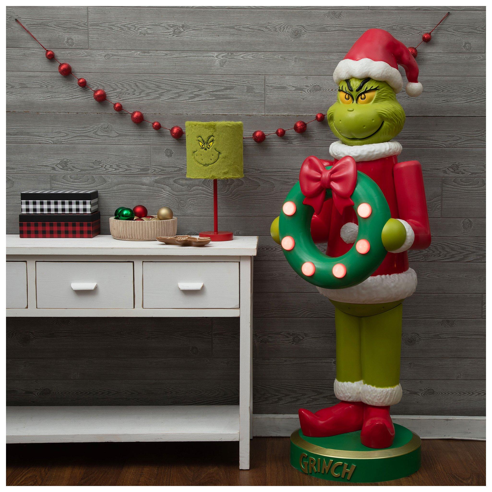 Popular Large Grinch bundle BNWT from hobby lobby