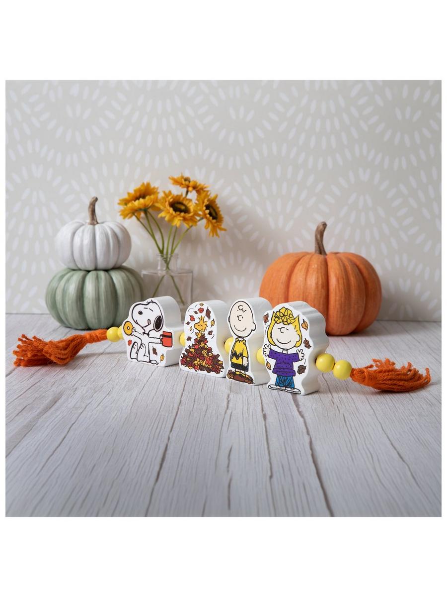 置物 Peanuts&Co Wall hanging Masa Sculp WTAPS Peanuts Tassel Wood Decor | Hobby Lobby | 6412399