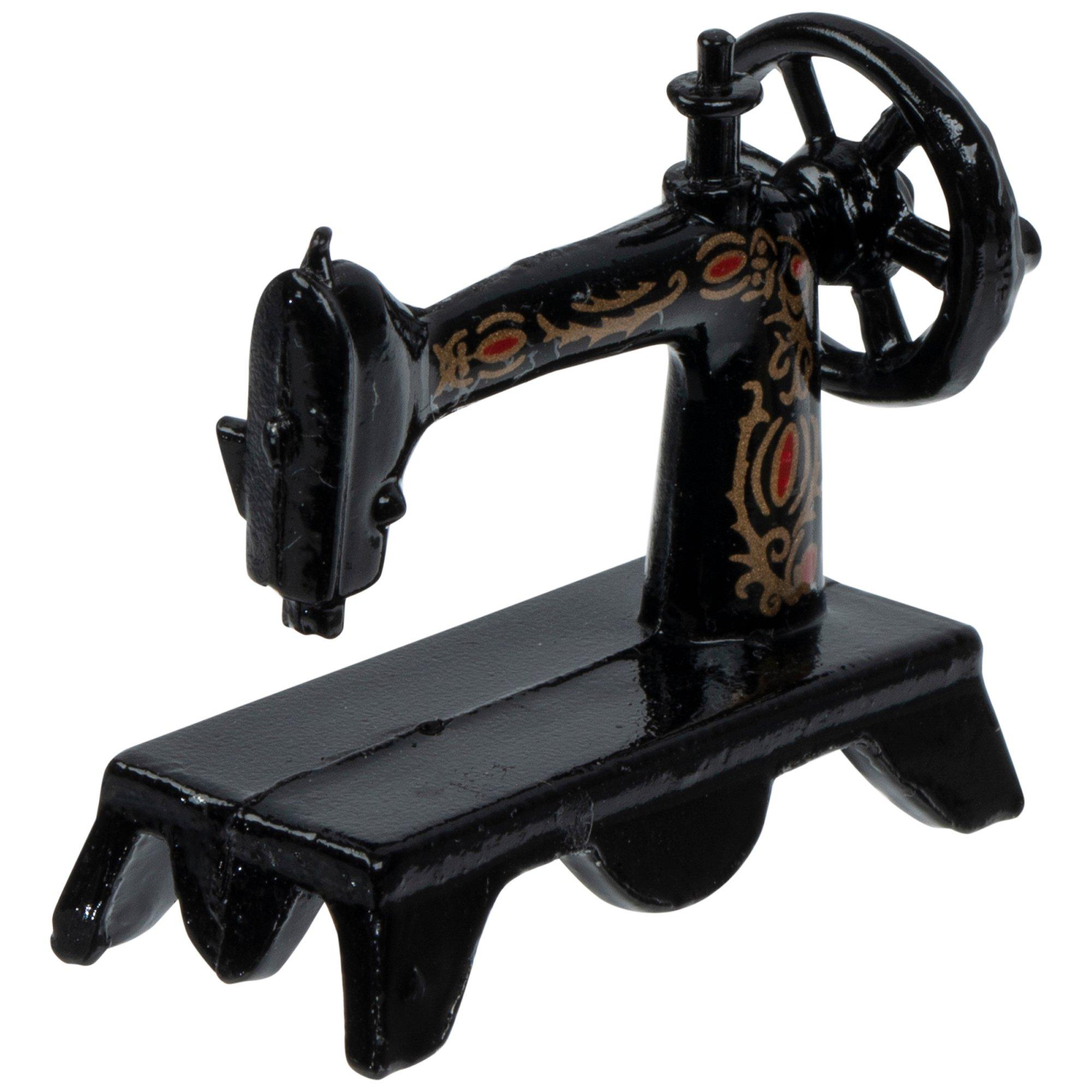 French antique small sewing machine petit noir from the 1920s - Shop  pickers Other - Pinkoi