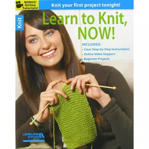 New Learn To Knit Kit Yarn Knitting Needles Tapestry Needle & Book Included  NIB