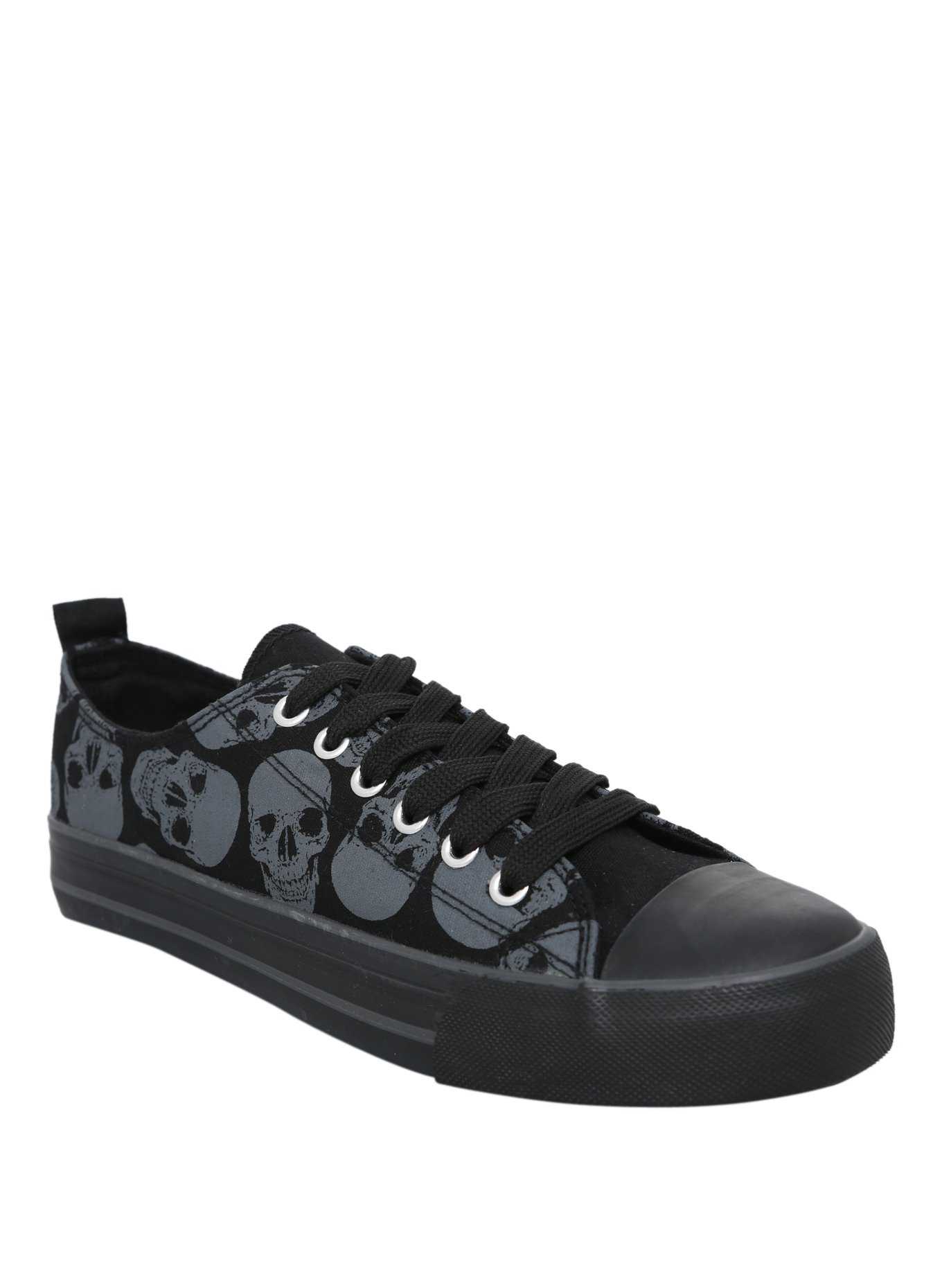 Skulls Low Top Sneakers, , hi-res