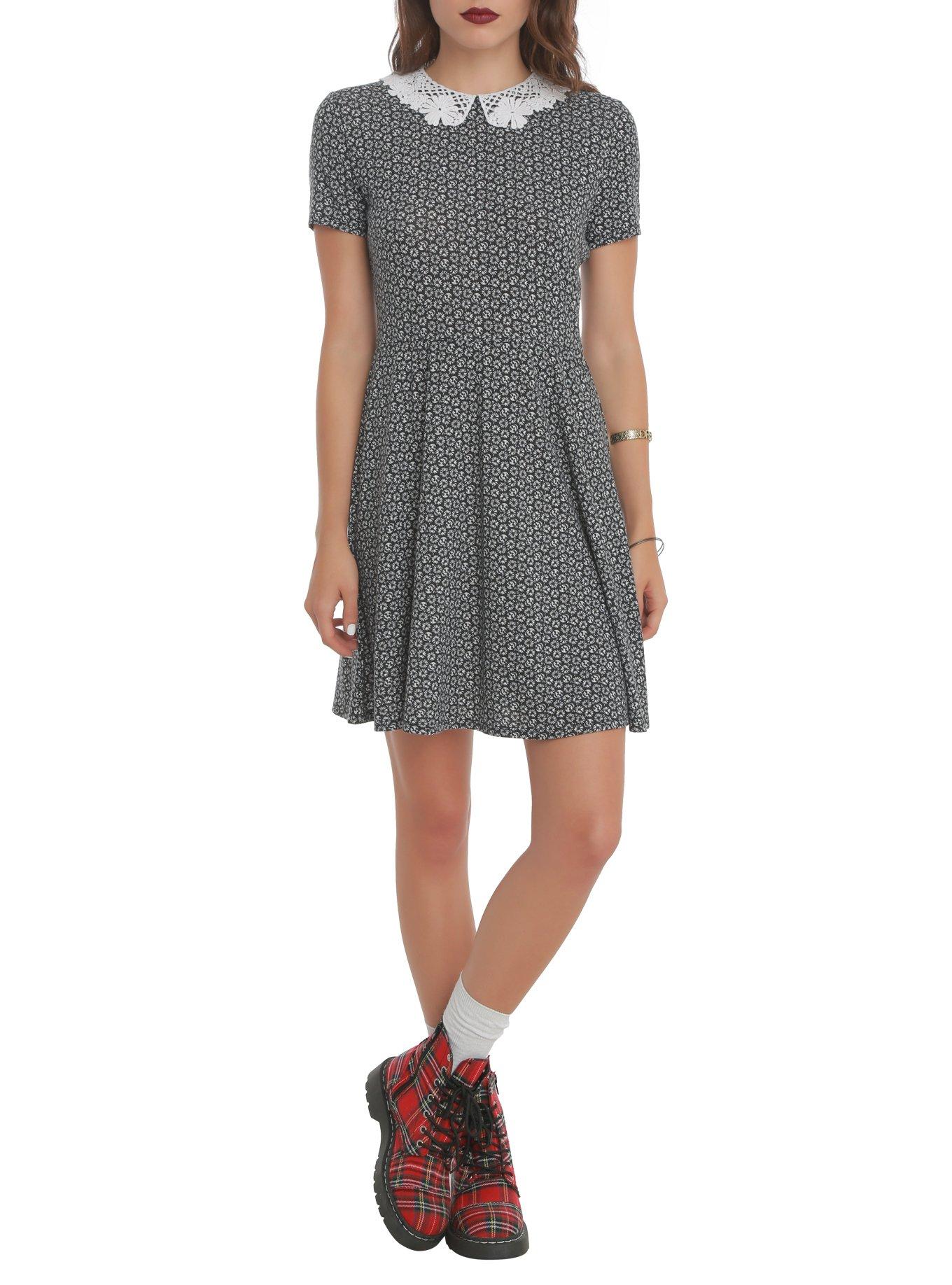 Teenage Runaway Skull And Daisy Dress, BLACK, hi-res