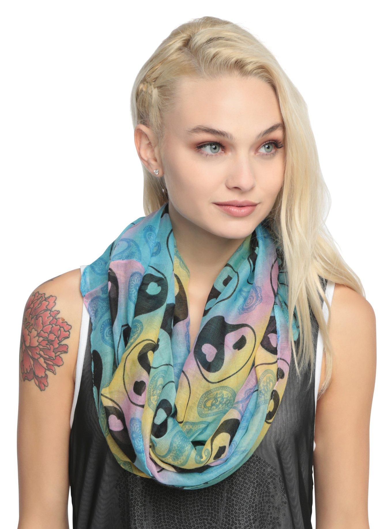 Yin-Yang Heart Paisley Scarf, , hi-res