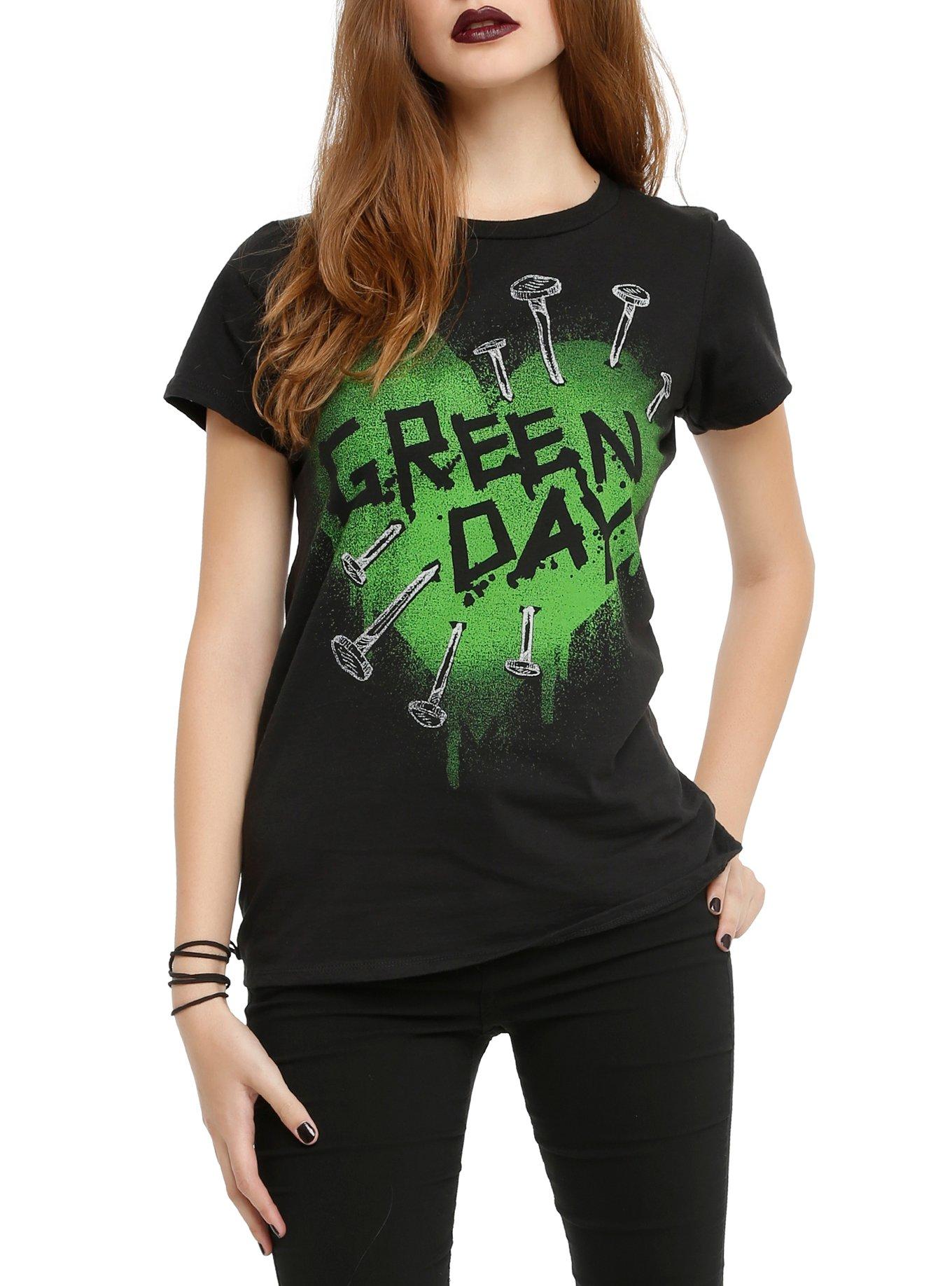 Hot Topic Green Day tee. I wore this a couple times - Depop