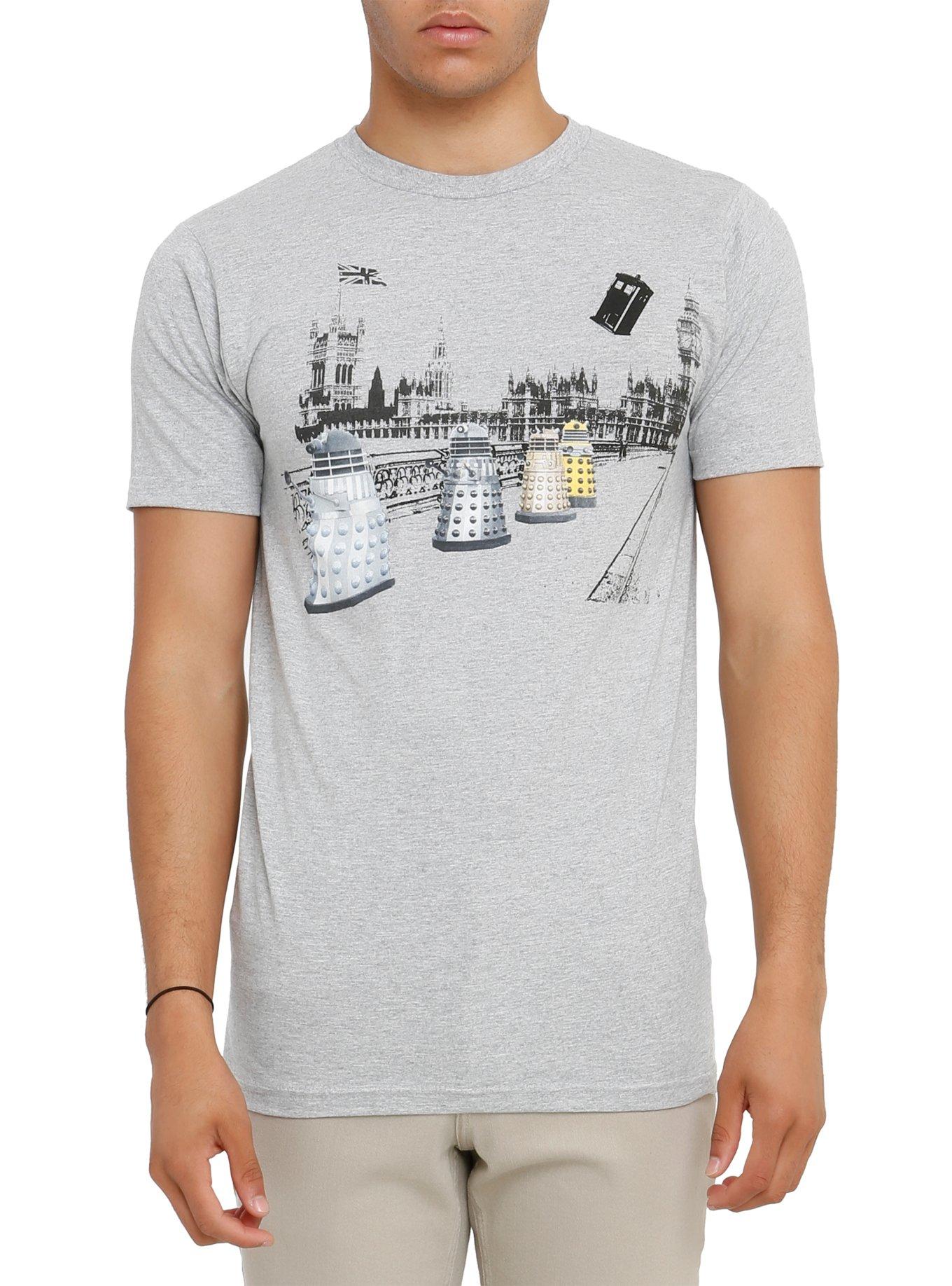 Doctor Who Daleks In London T-Shirt, BLACK, hi-res