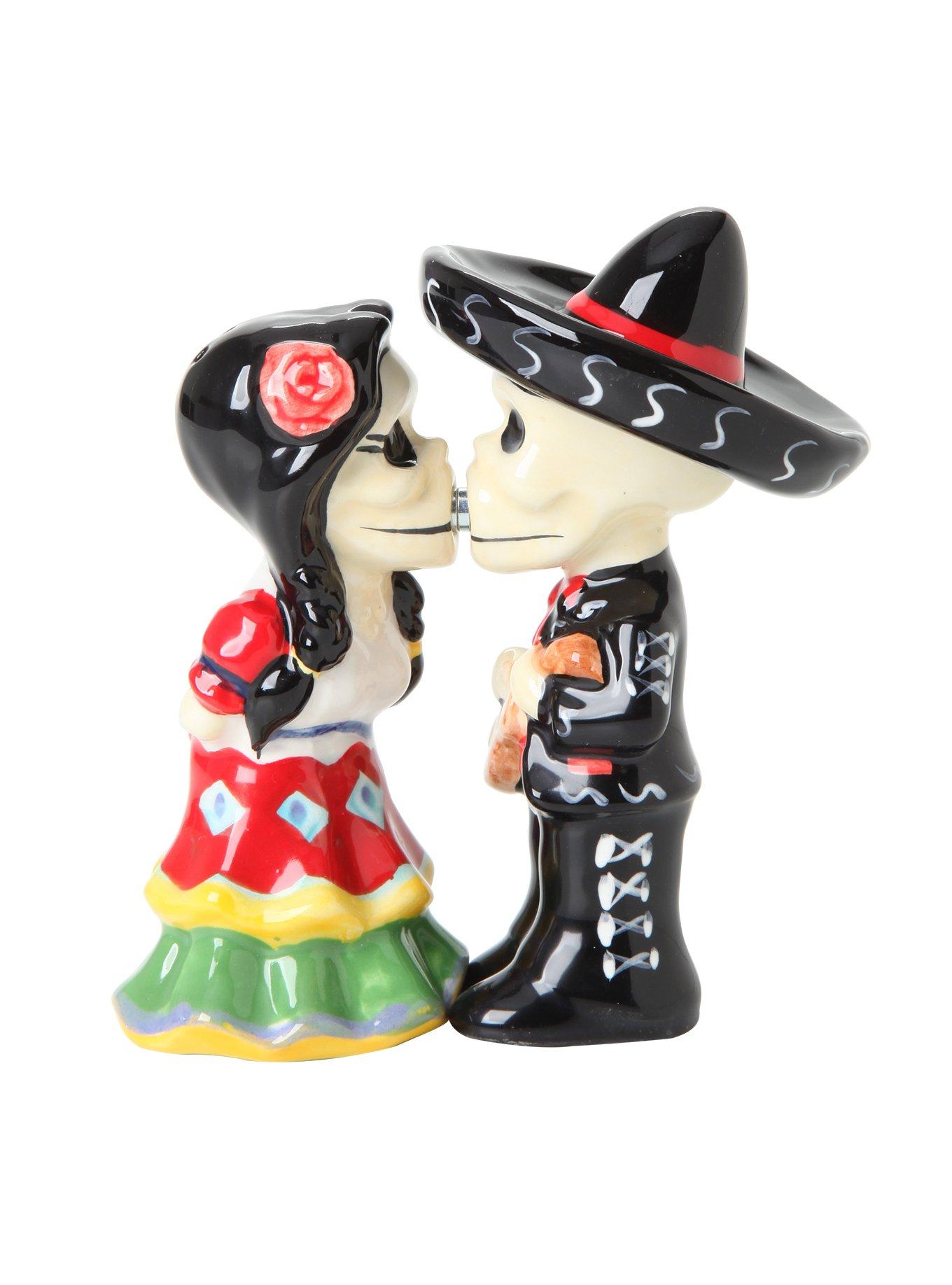 Dia De Los Muertos Kissing Skeleton Salt & Pepper Shakers, , hi-res
