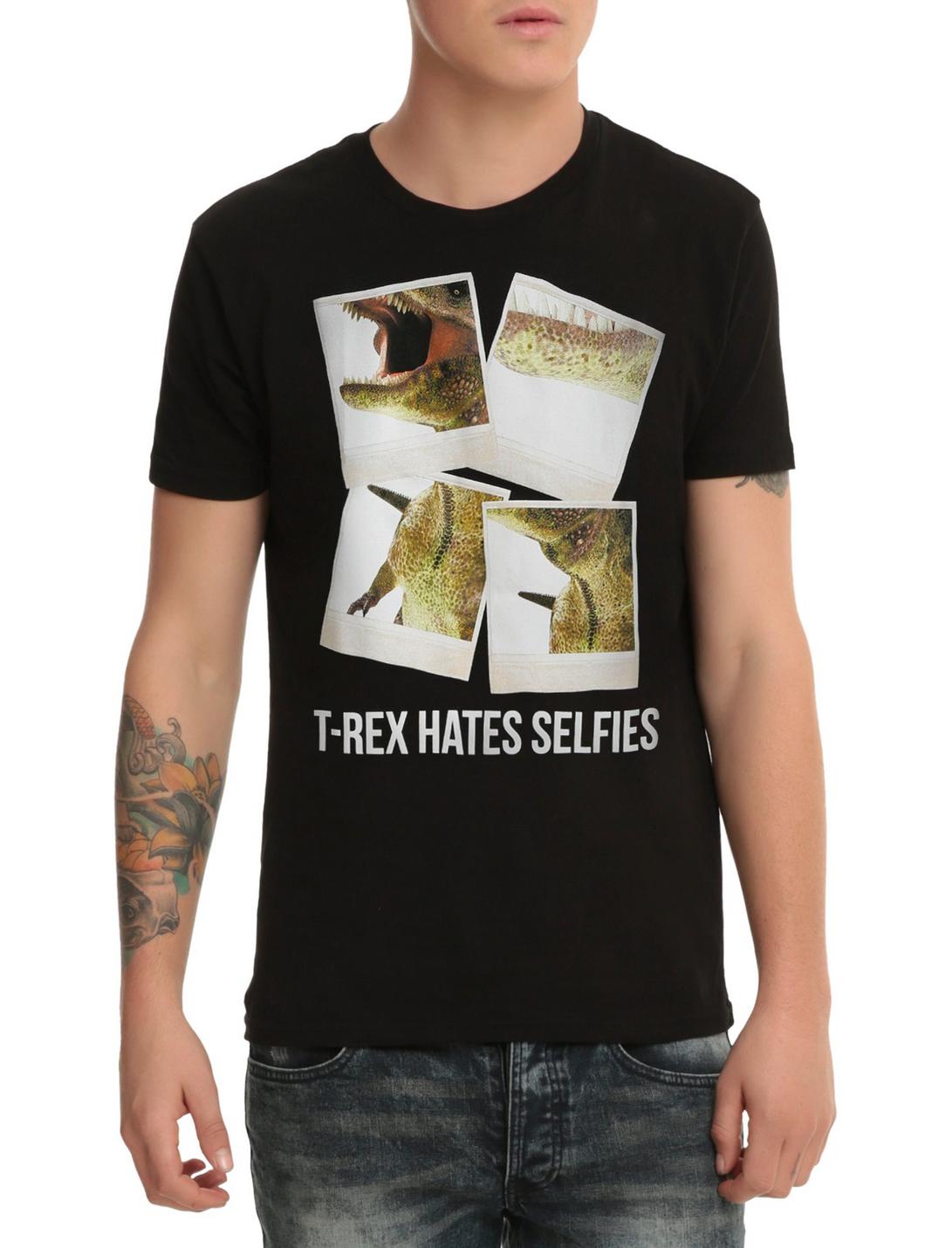 T-Rex Hates Selfies T-Shirt, BLACK, hi-res