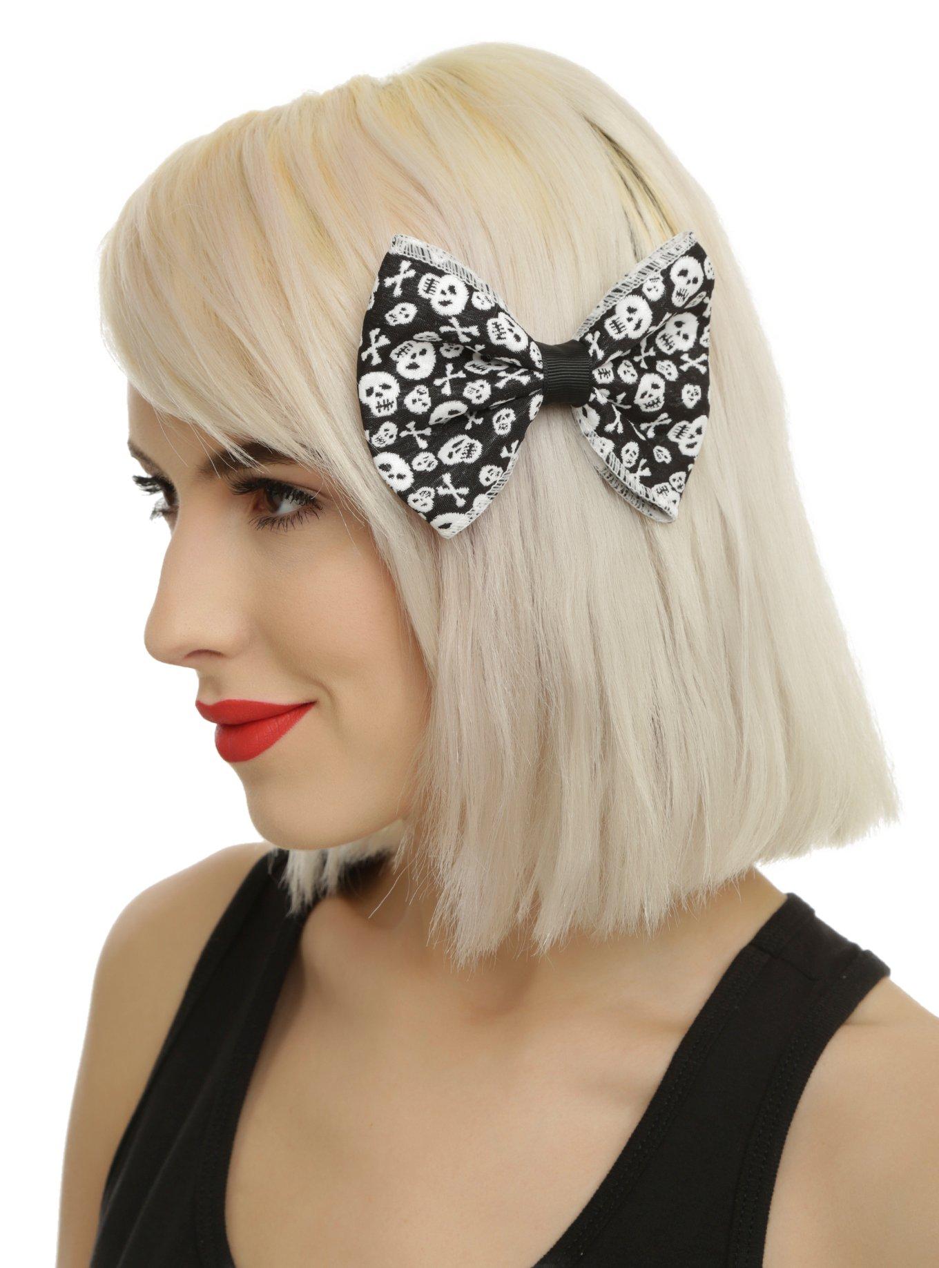 Black & White Skull & Crossbones Hair Bow, , hi-res