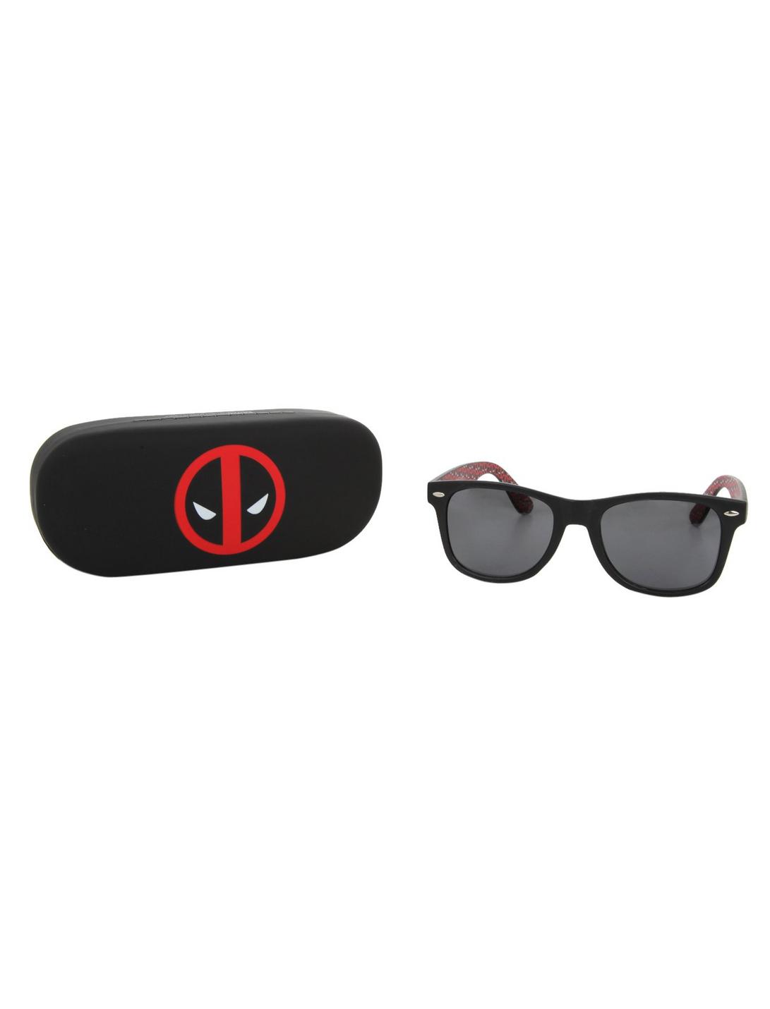 Marvel Deadpool Sunglasses & Case Gift Set, , hi-res