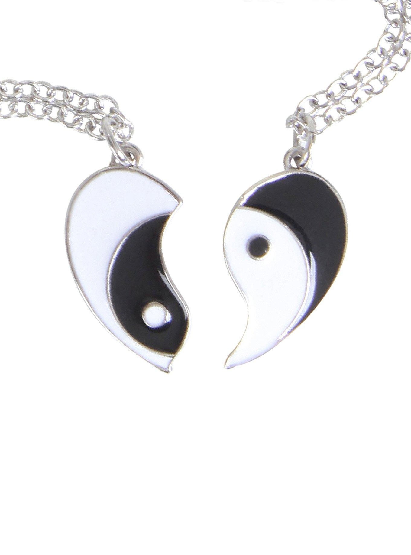 YinYang Heart Best Friend Necklace Set Hot Topic
