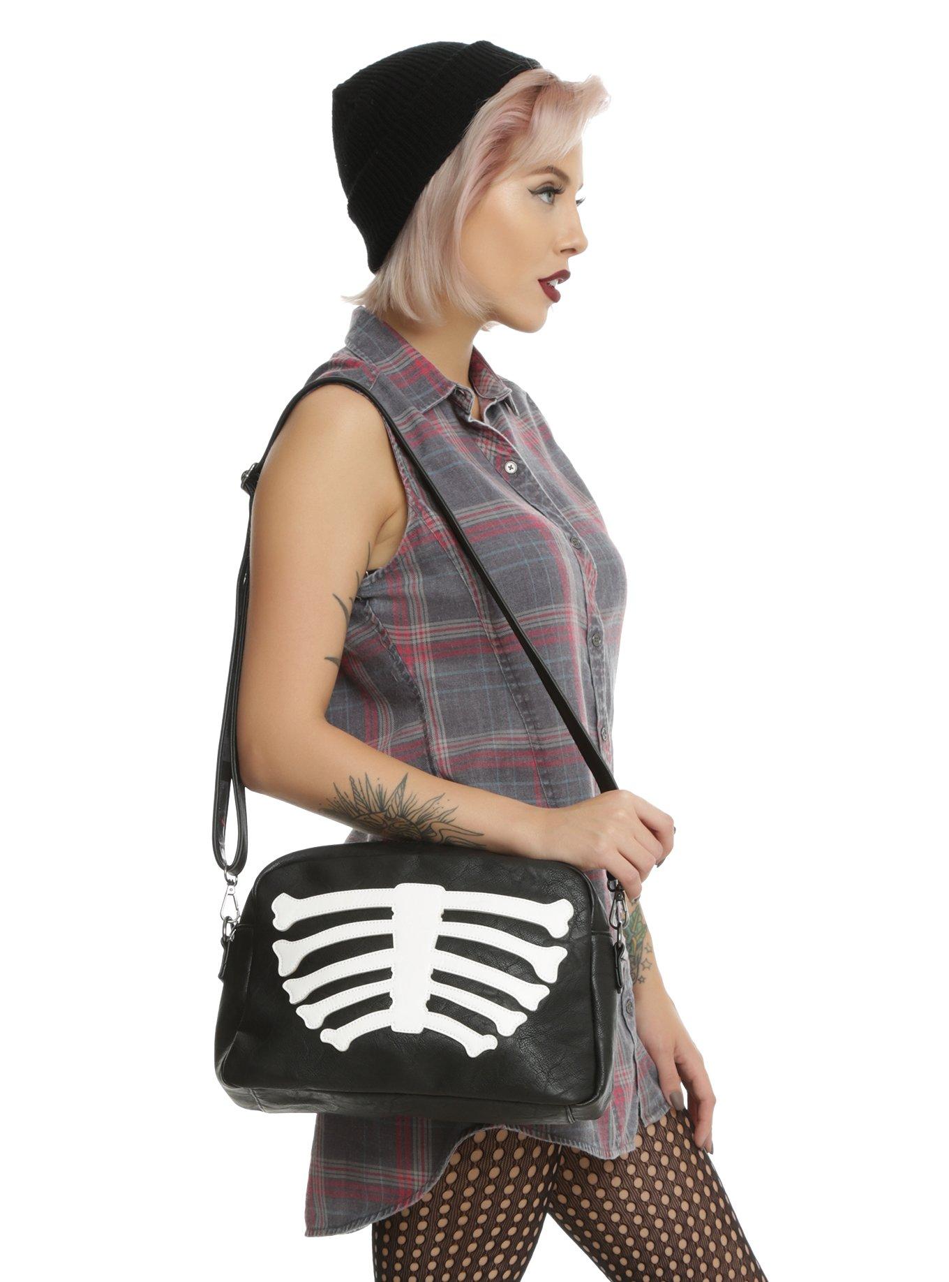 Iron Fist Wishbone Clutch Bag, , hi-res