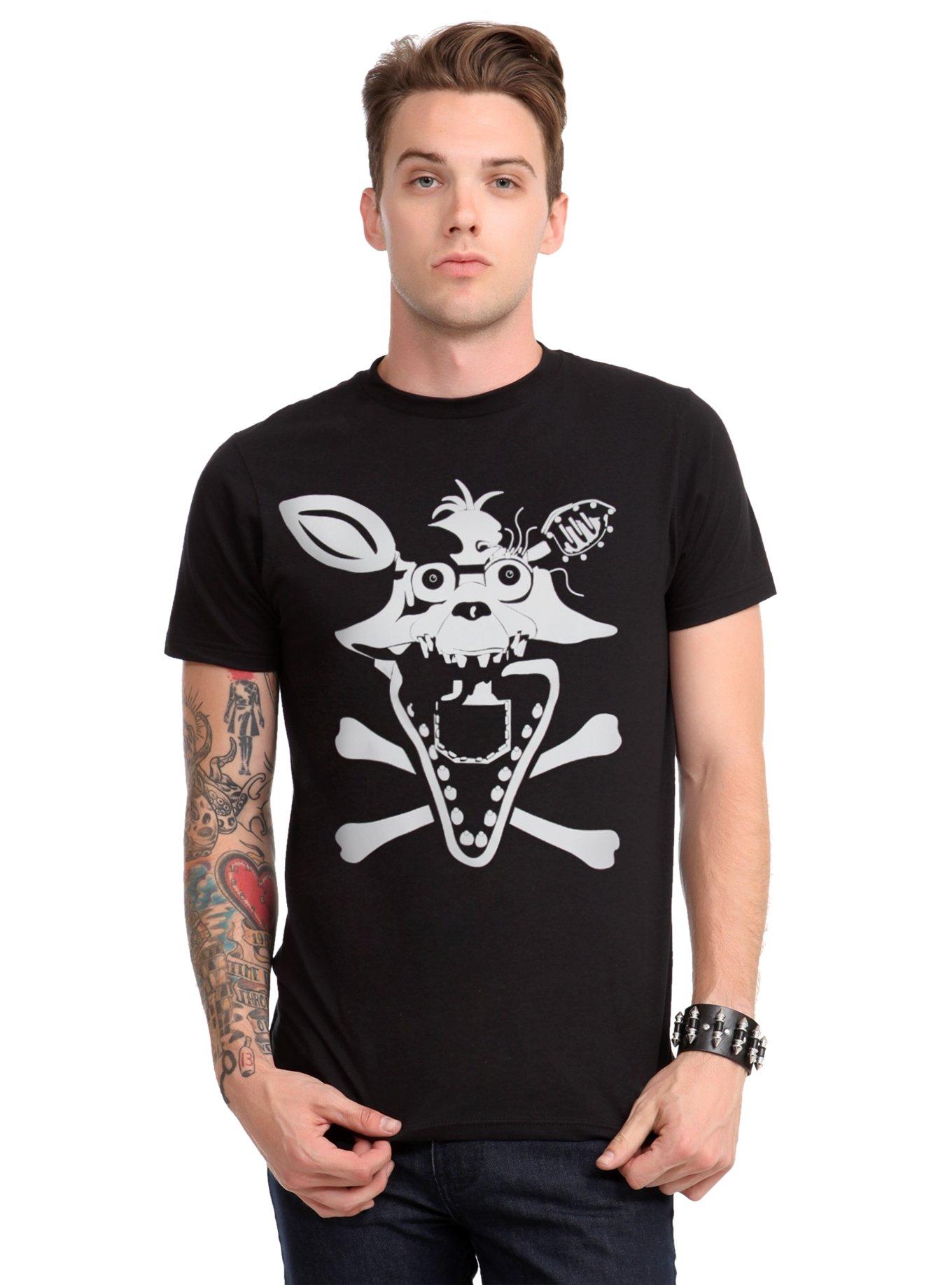 Topic Five Crossbones Foxy At T-Shirt | Freddy\'s Nights Hot