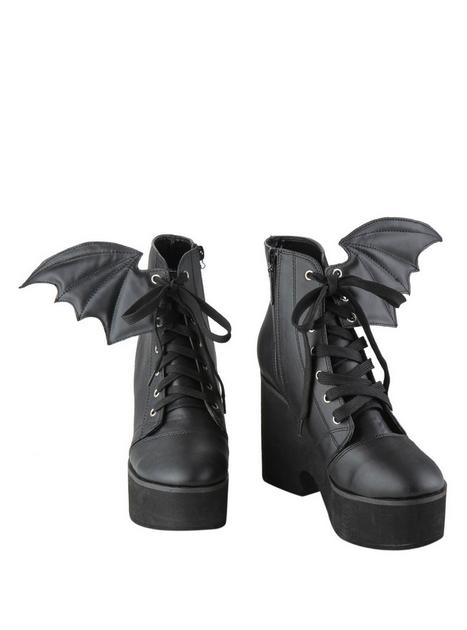 Bat Wing Platform Boots – Deadly Girl