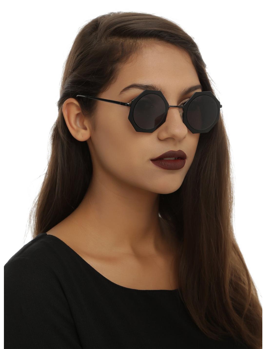 Black Octagon Round Lens Sunglasses, , hi-res