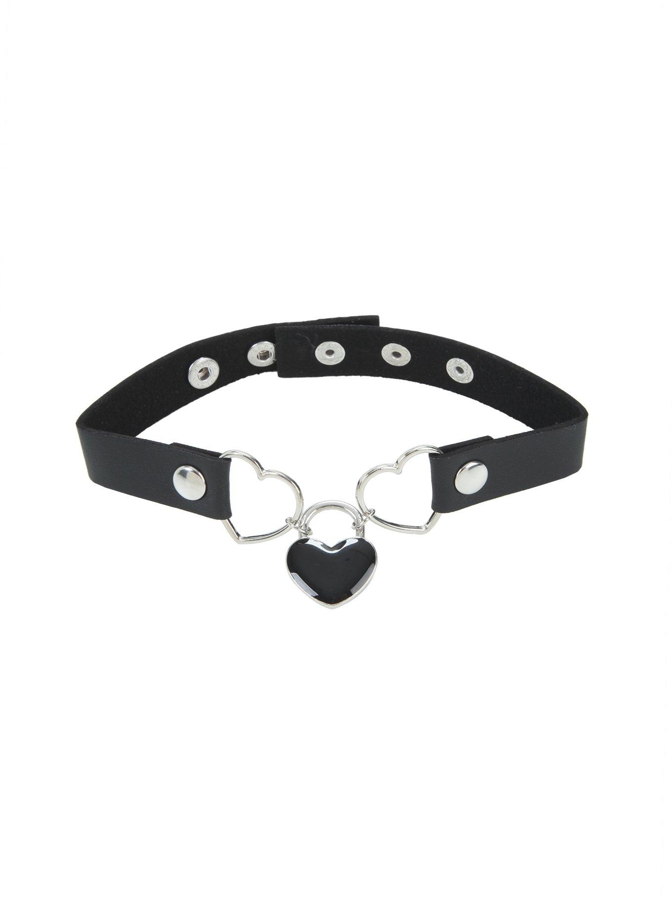 Blackheart Heart Lock & Ring Black Faux Leather Choker, , hi-res