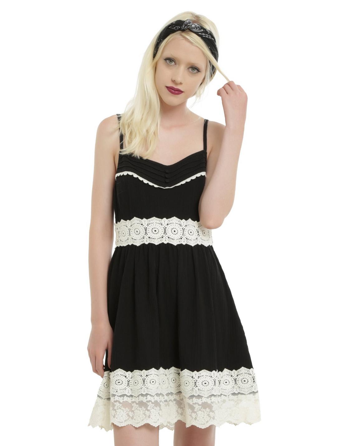 Black Crinkle Ivory Lace Strappy Dress, , hi-res