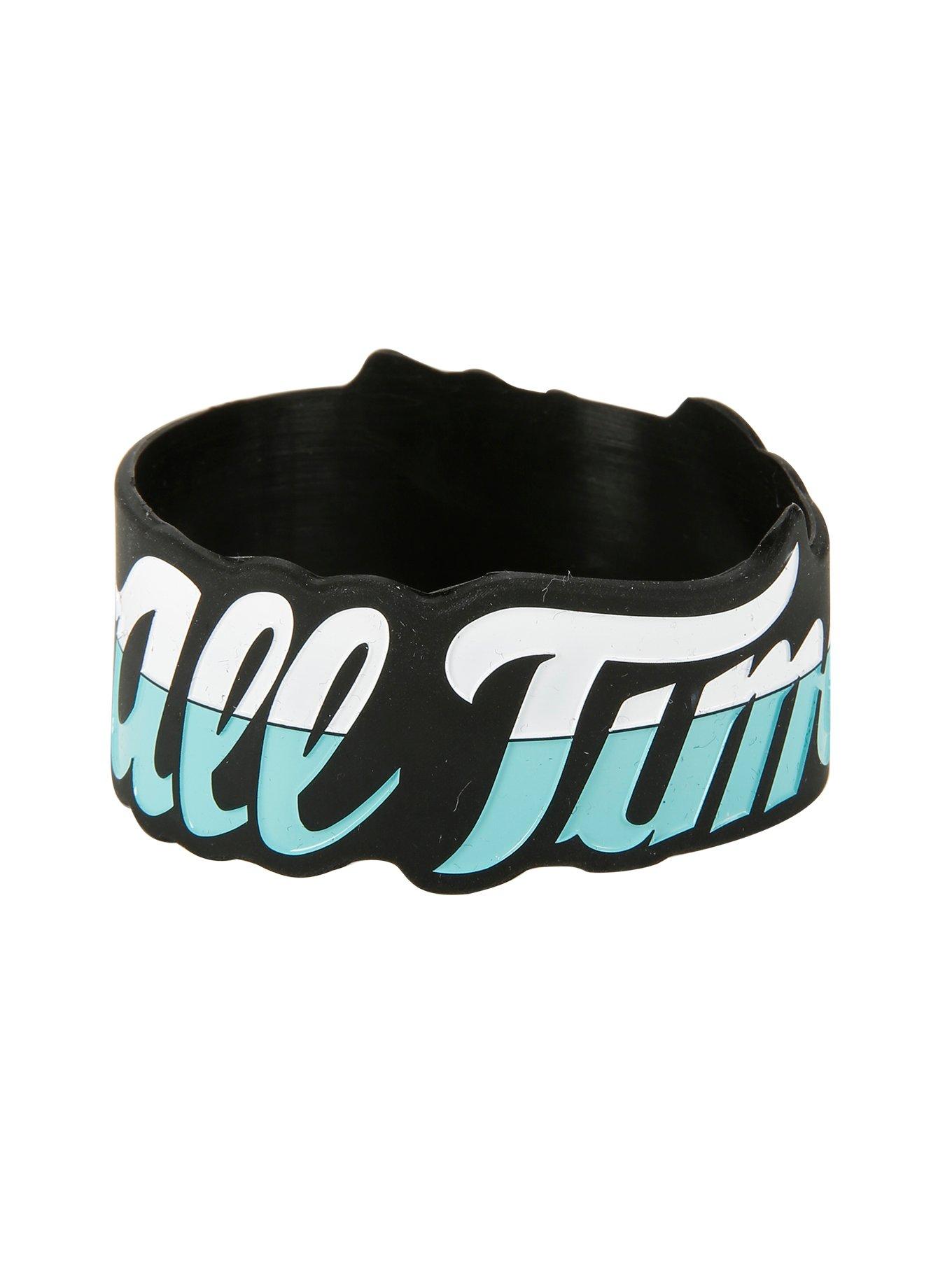 Black jelly deals bracelets hot topic