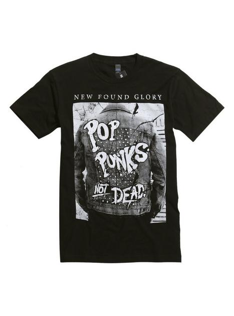 New Found Glory Pop Punks Not Dead Banner Flag Paramore