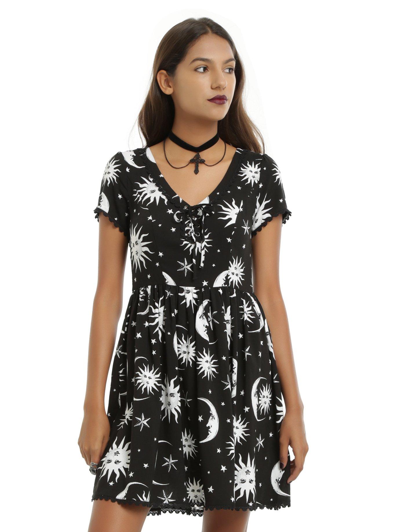 Black White Moon Sun Lace Front Dress Hot Topic