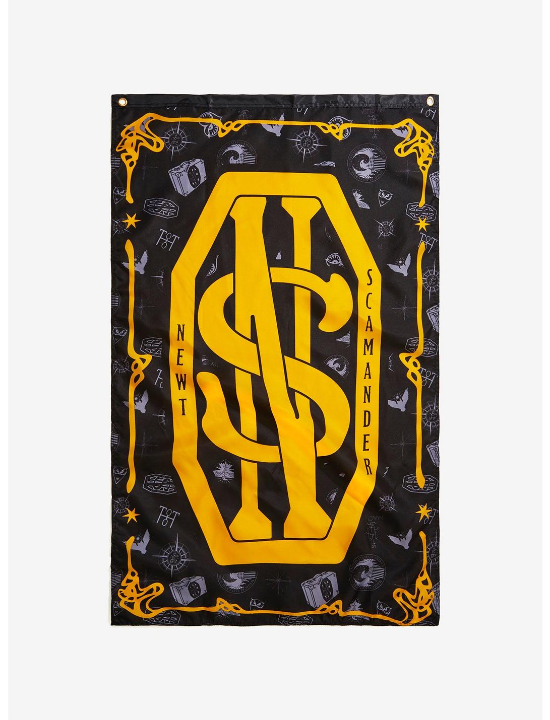 Fantastic Beasts And Where To Find Them Newt Scamander Banner, , hi-res