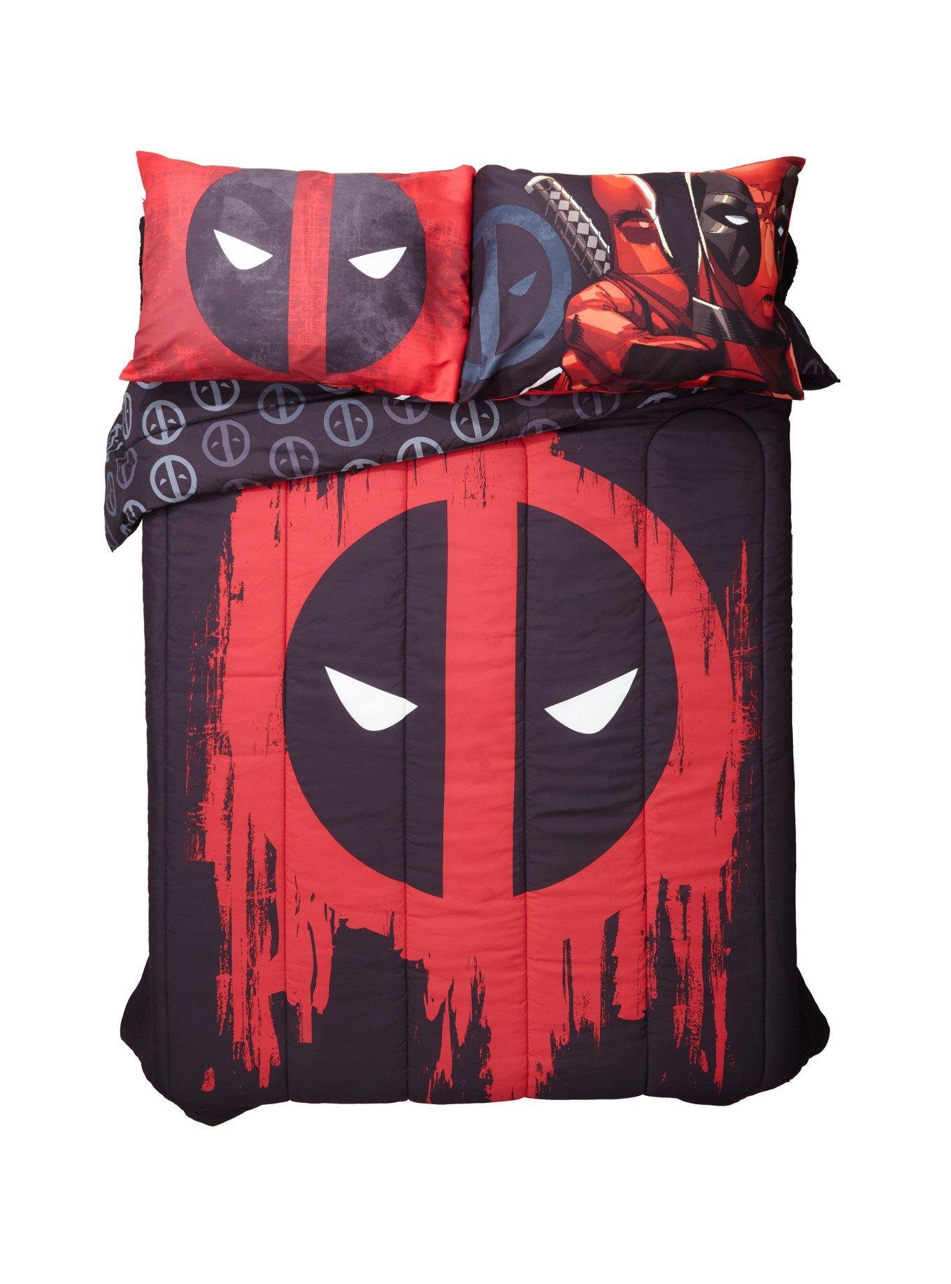 Marvel Deadpool Full/Queen Reversible Comforter, , hi-res