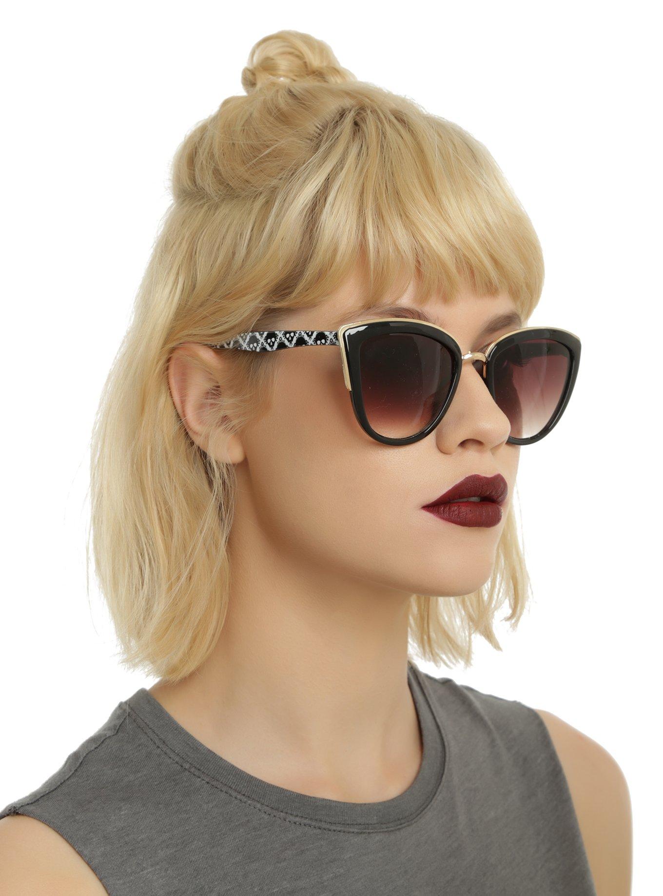 Black Skull Damask Arm Gold Metal Bridge Sunglasses, , hi-res