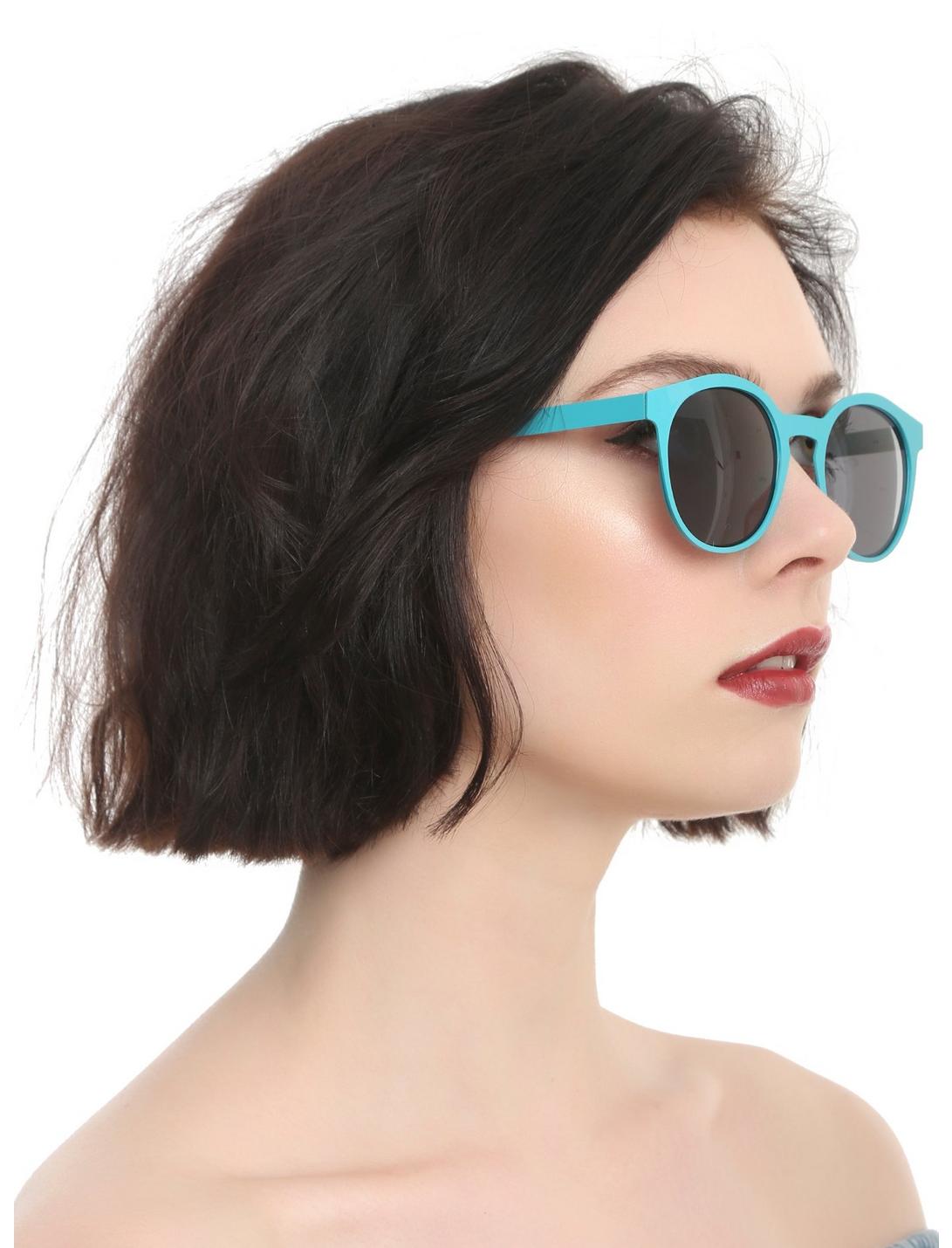 Teal Round Flat Smoke Lens Sunglasses, , hi-res