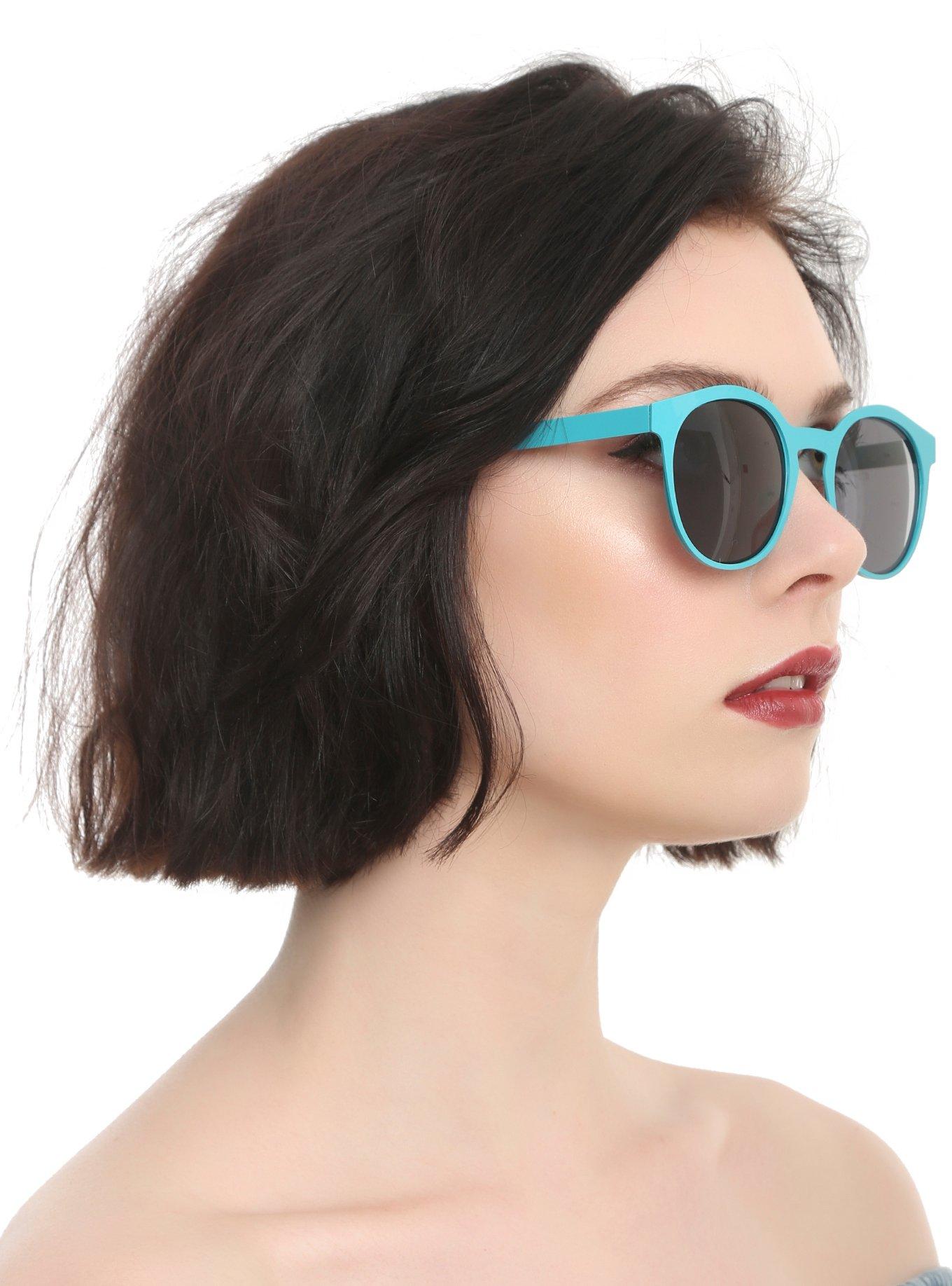 Teal Round Flat Smoke Lens Sunglasses, , hi-res