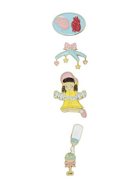 Melanie Martinez Cry Baby ピンセット (欠品あり) Melanie Martinez Cry Baby Enamel Pin Set | Hot Topic