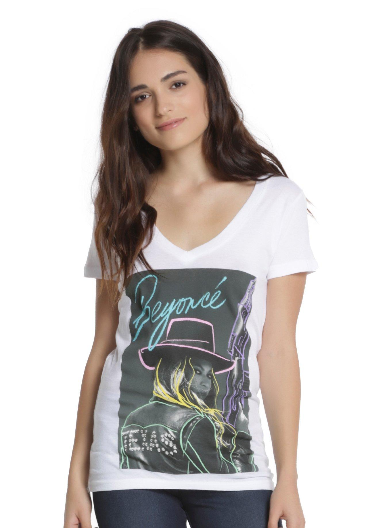 Womens graphic 2025 tees hot topic