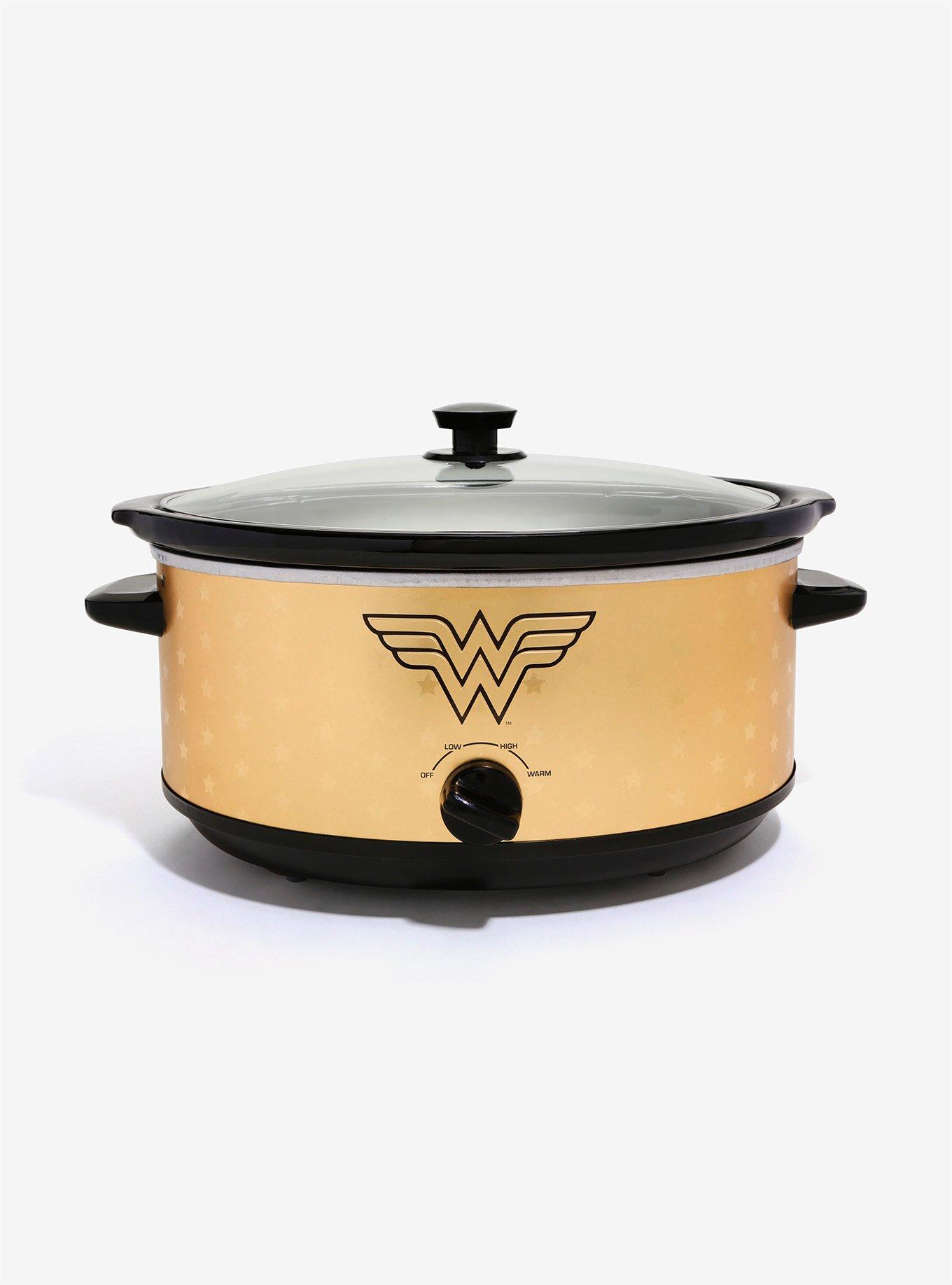 DC Comics Wonder Woman 7 Quart Slow Cooker, , hi-res