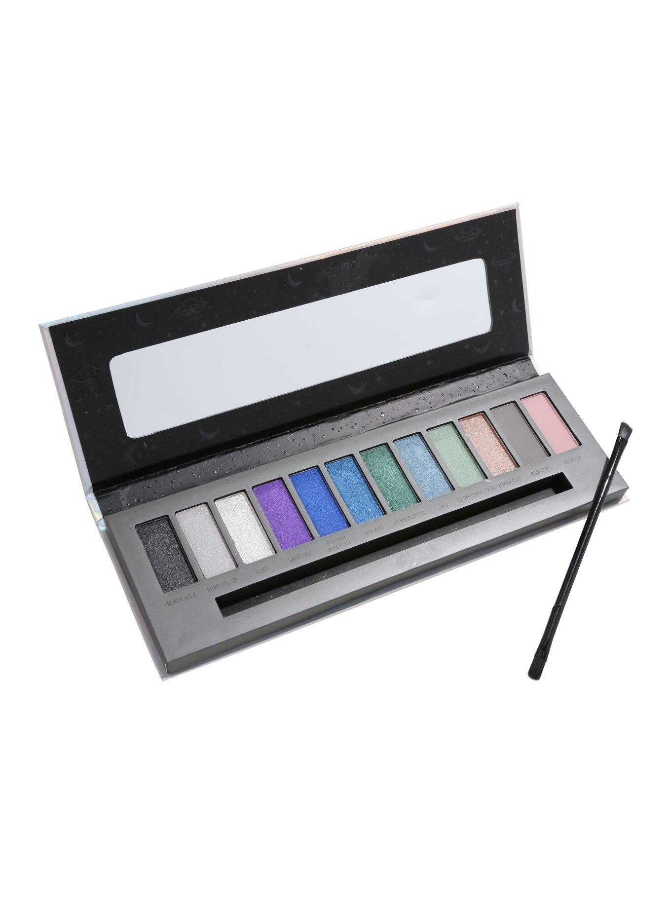 Blackheart Beauty Spaced Out Eyeshadow Palette, , hi-res