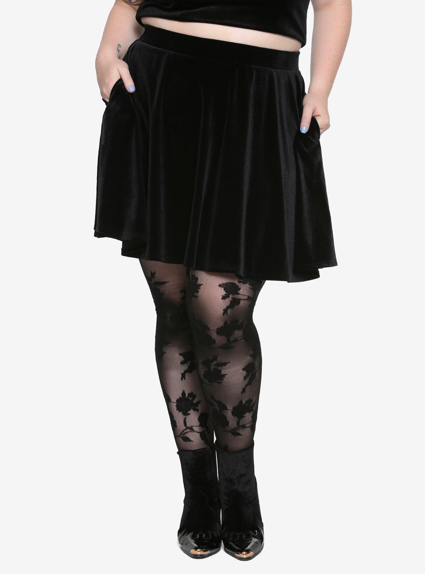 Hot topic black skater skirt hotsell