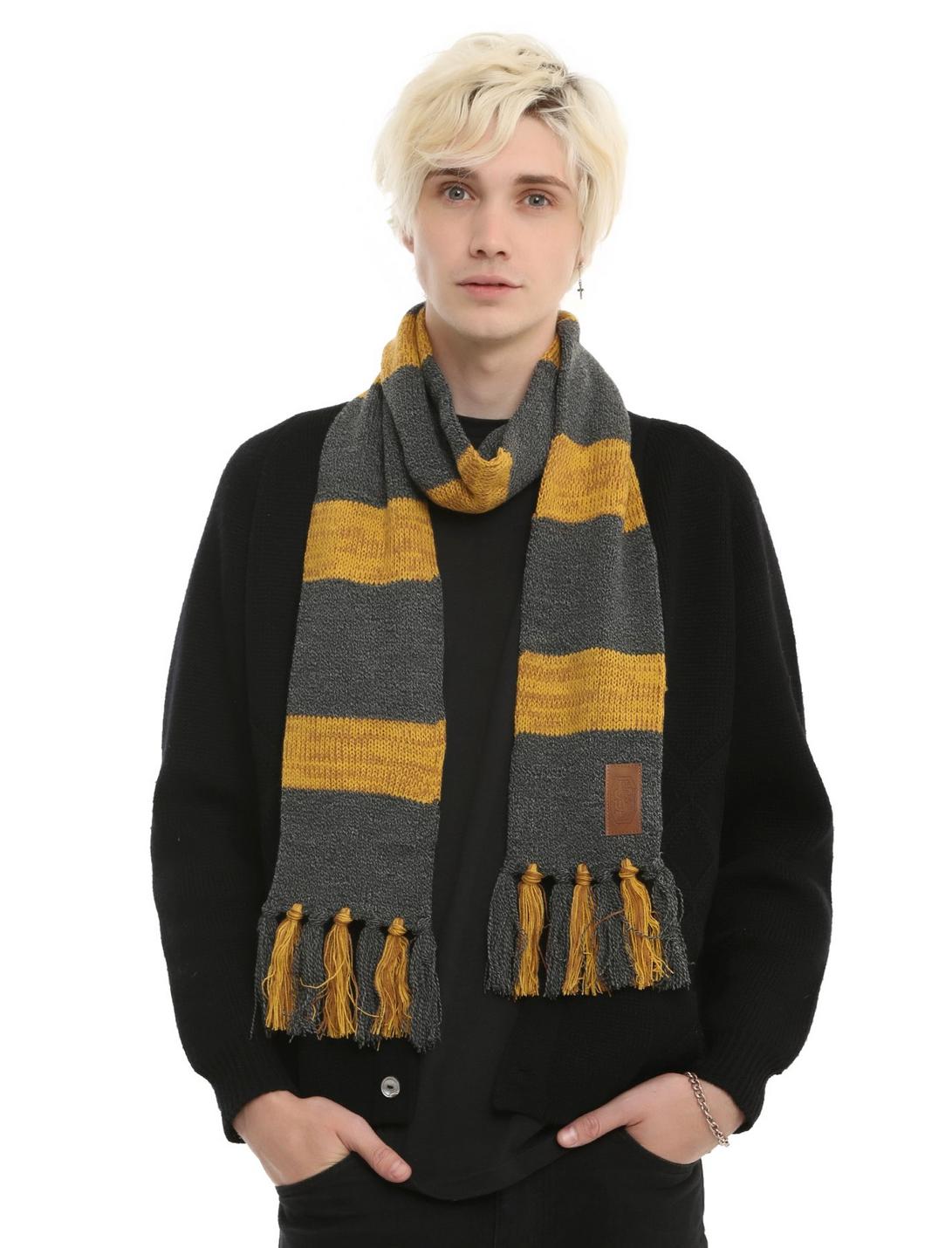 Fantastic Beasts And Where To Find Them Newt Scamander Hufflepuff Scarf, , hi-res