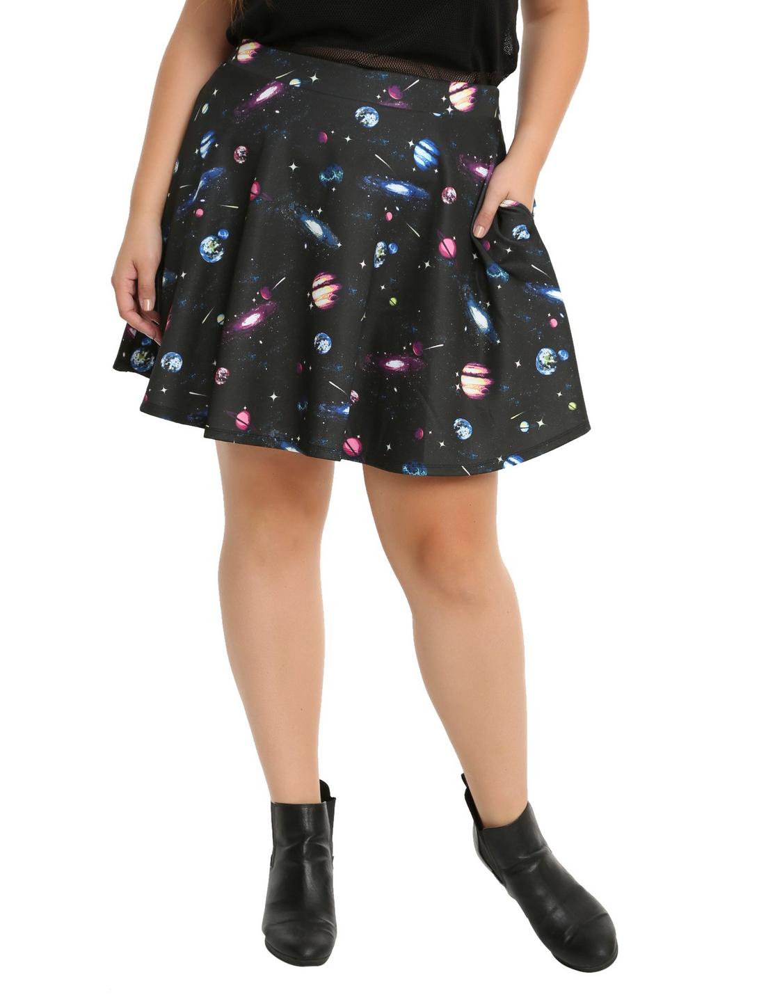 Planet Print Skater Skirt Plus Size, BLACK, hi-res