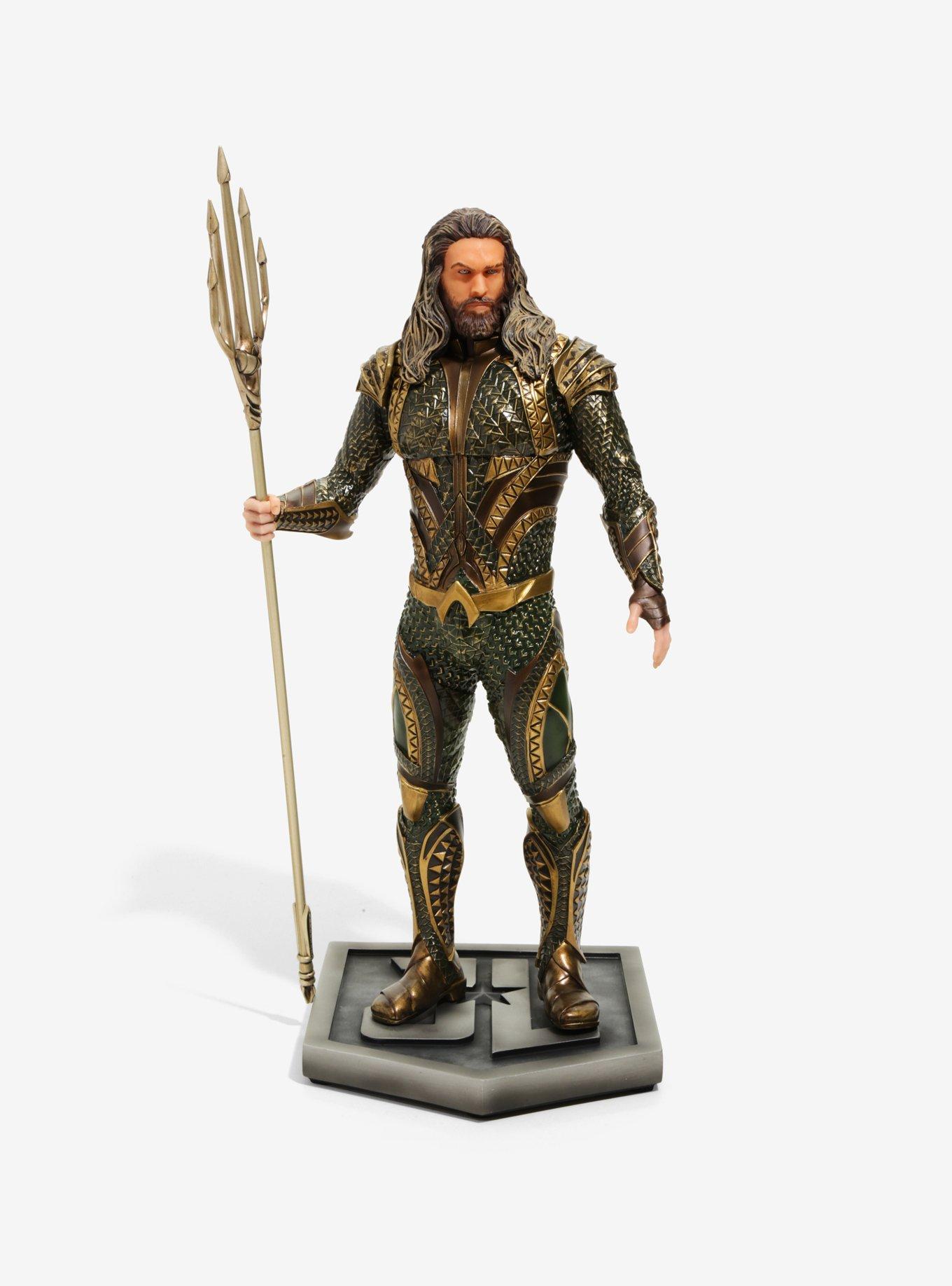 DC Collectibles Justice League Aquaman Statue, , hi-res