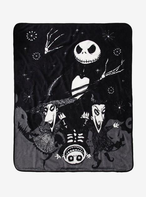 The Nightmare Before Christmas Jack With Lock Shock & Barrel Throw ...