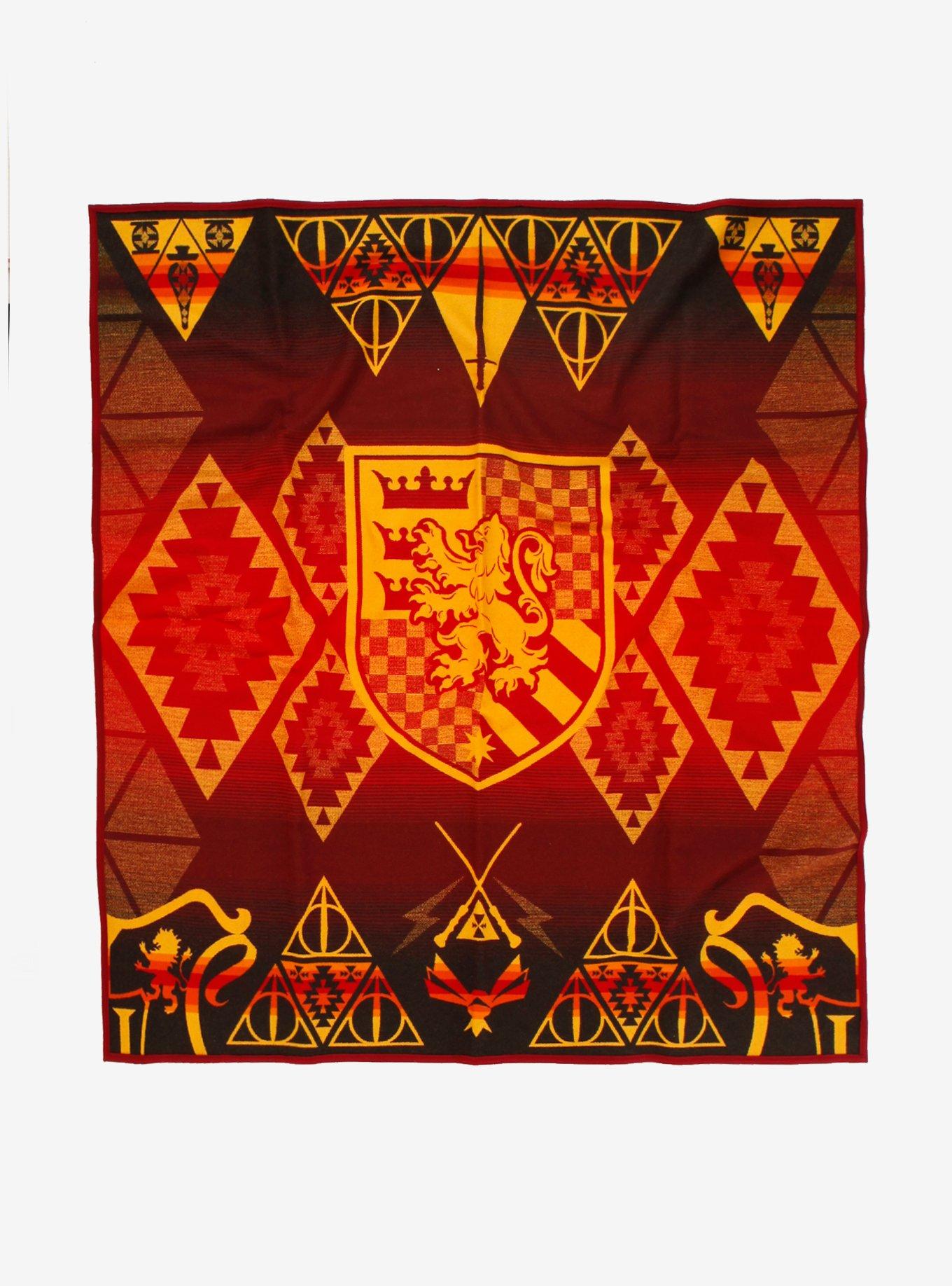 Harry Potter Pendleton Gryffindor Throw Blanket, , hi-res