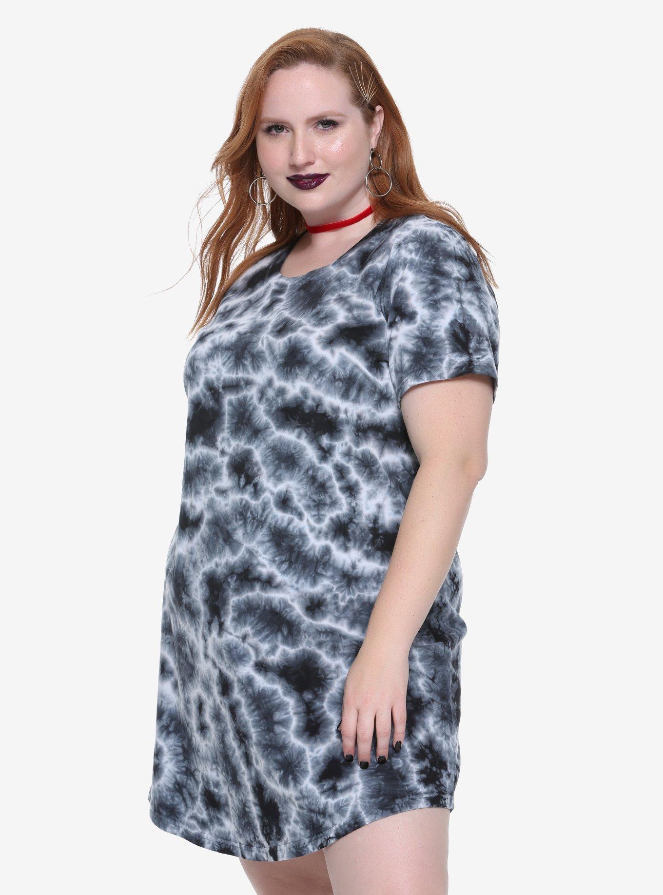 Black & White Tie Dye T-Shirt Dress Plus Size, BLACK, hi-res