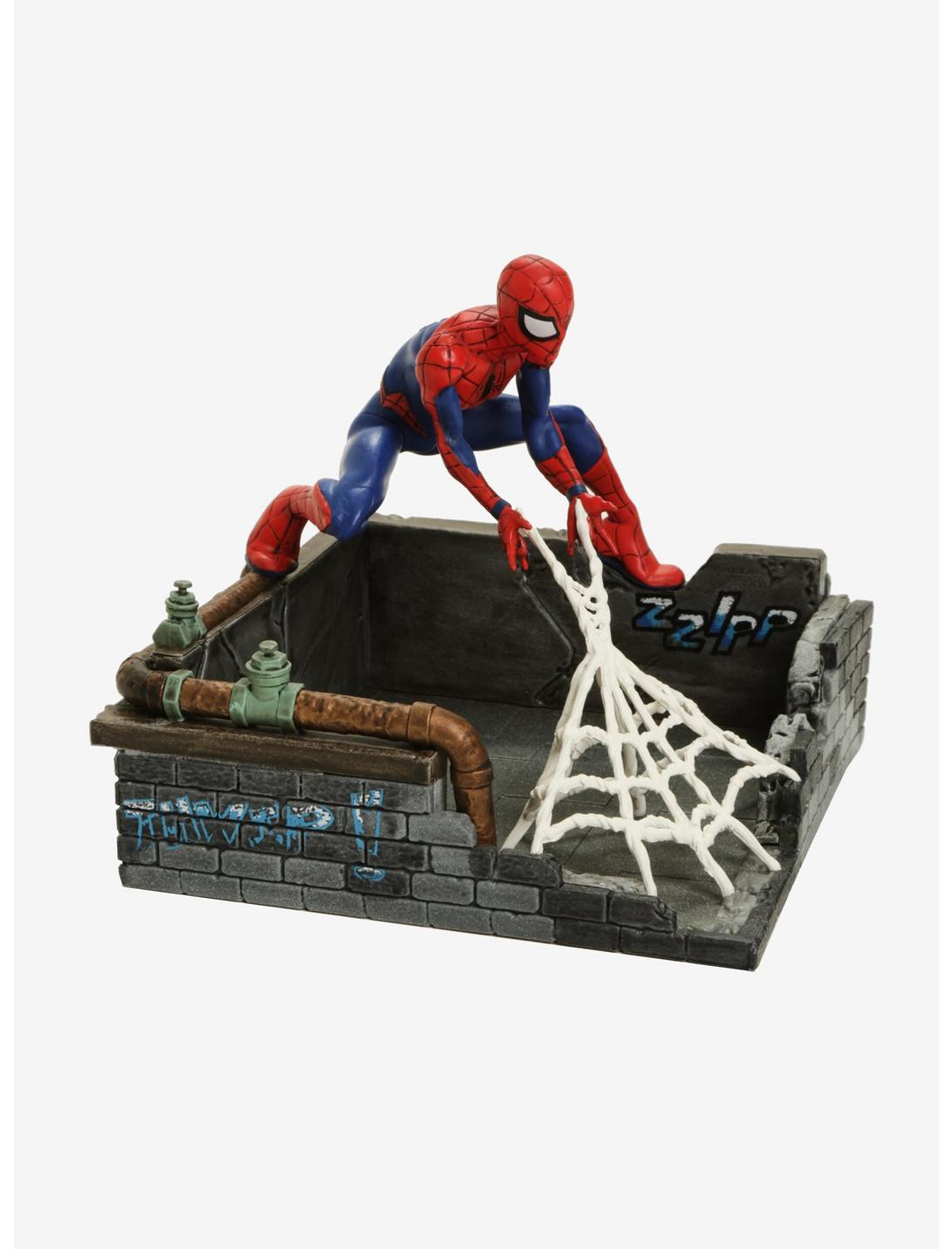 Marvel Spider-Man Finders Keypers Statue, , hi-res