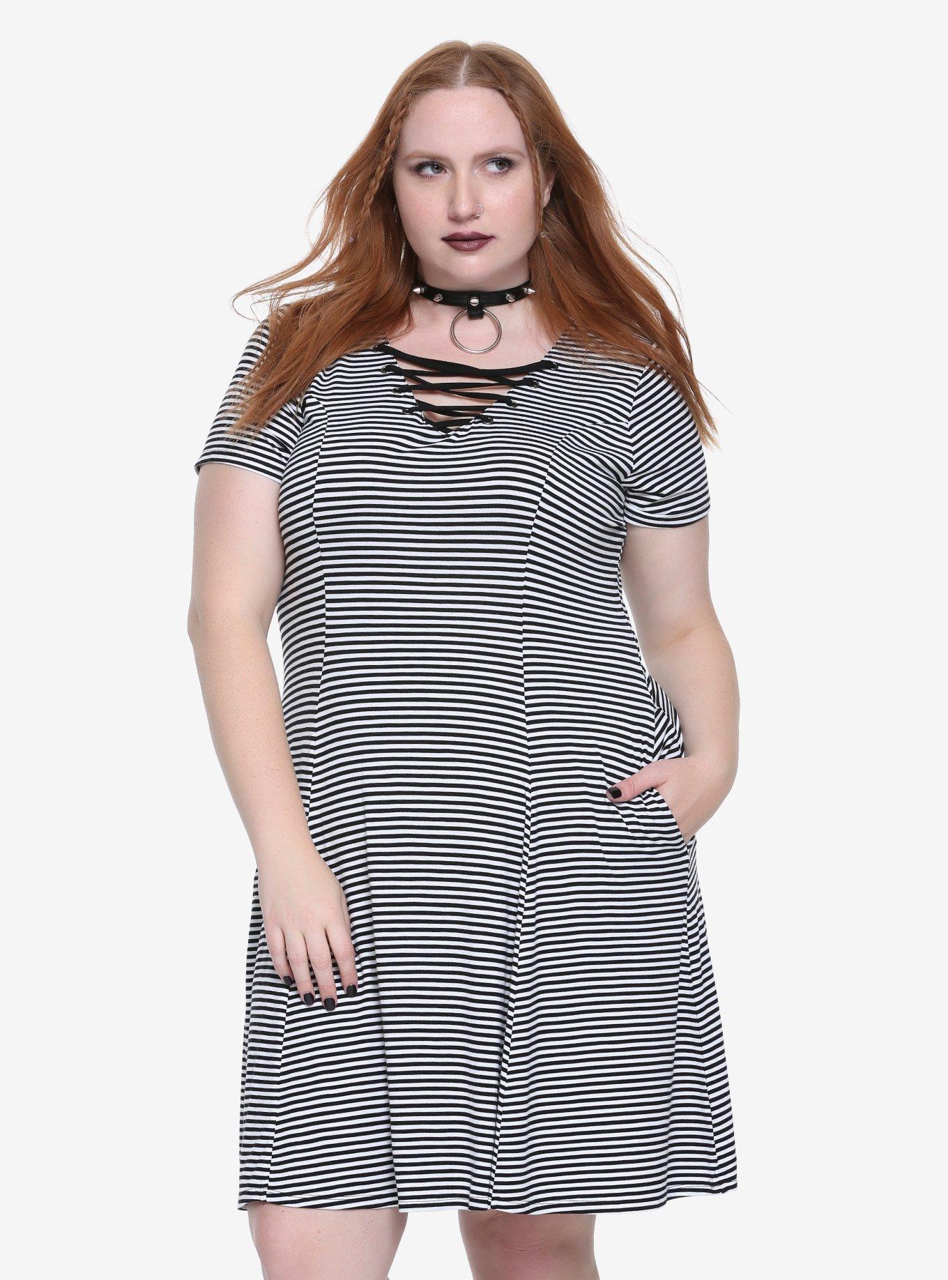 striped lace bodycon dress Zebra Striped Lace Trim Bodycon Cami Dress In LIGHT PINK