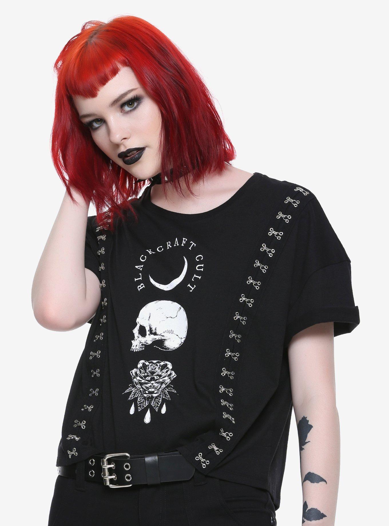 Sirens Collared Hook and Eye Long Sleeve Top